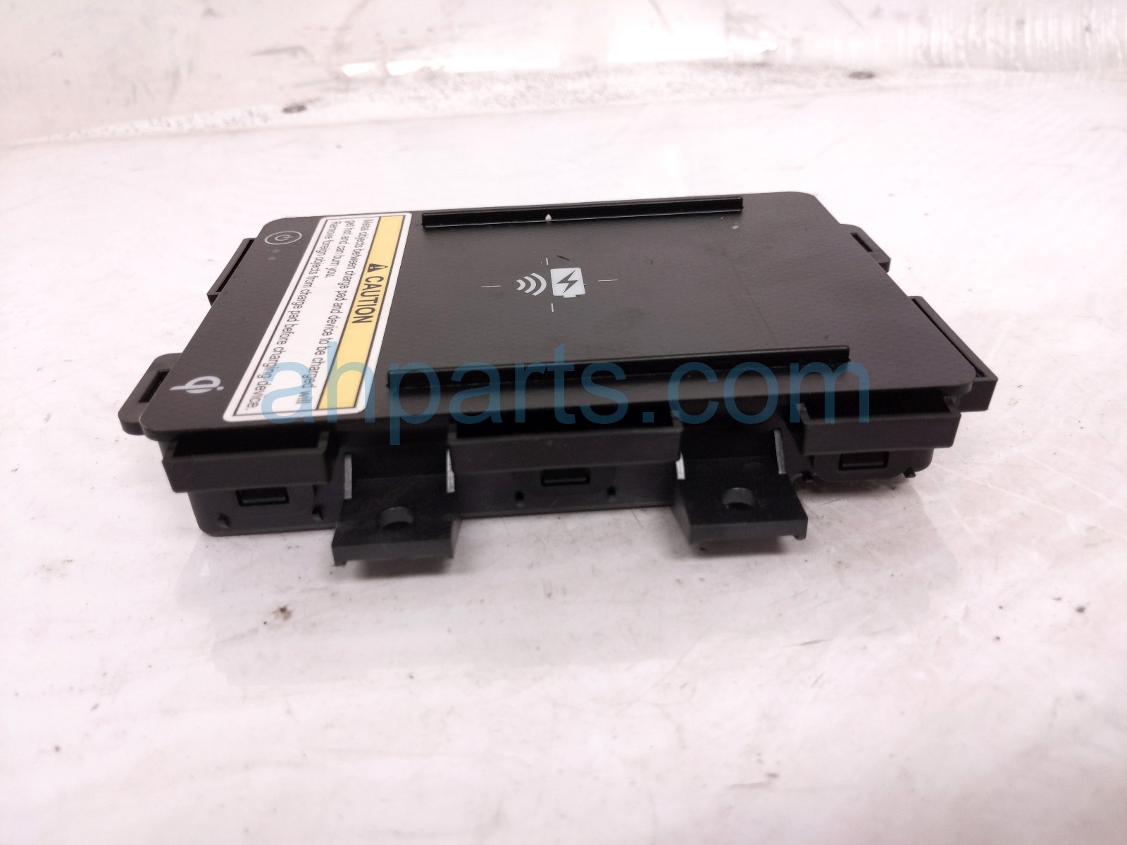 2018 Honda Accord Wireless Phone Charger Assy 39570 TVA A01 Replacement 2018 Honda Accord Wireless Phone Charger Assy 39570 TVA A01 Replacement thumbnail