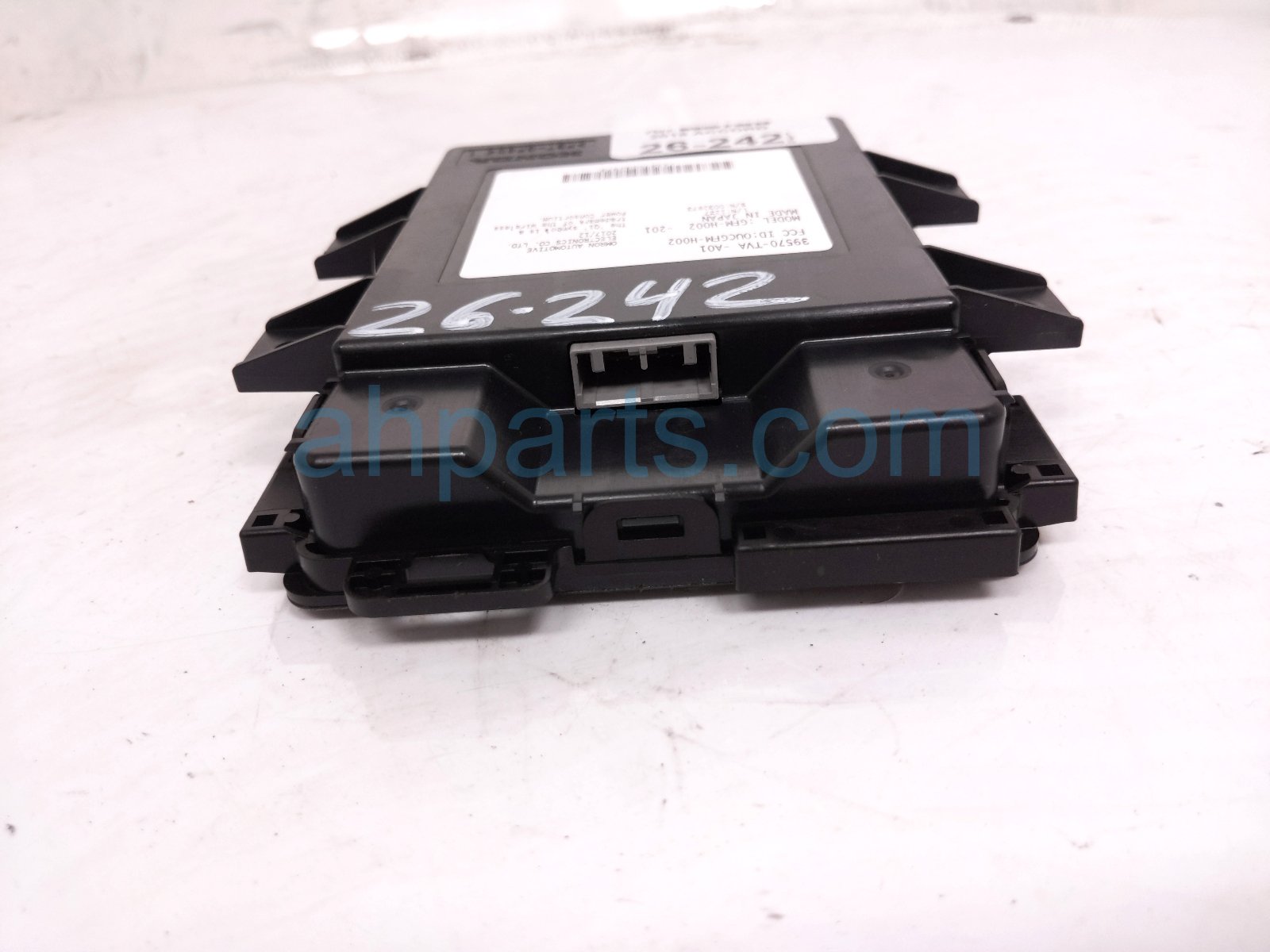 2018 Honda Accord Wireless Phone Charger Assy 39570 TVA A01 Replacement 2018 Honda Accord Wireless Phone Charger Assy 39570 TVA A01 Replacement thumbnail
