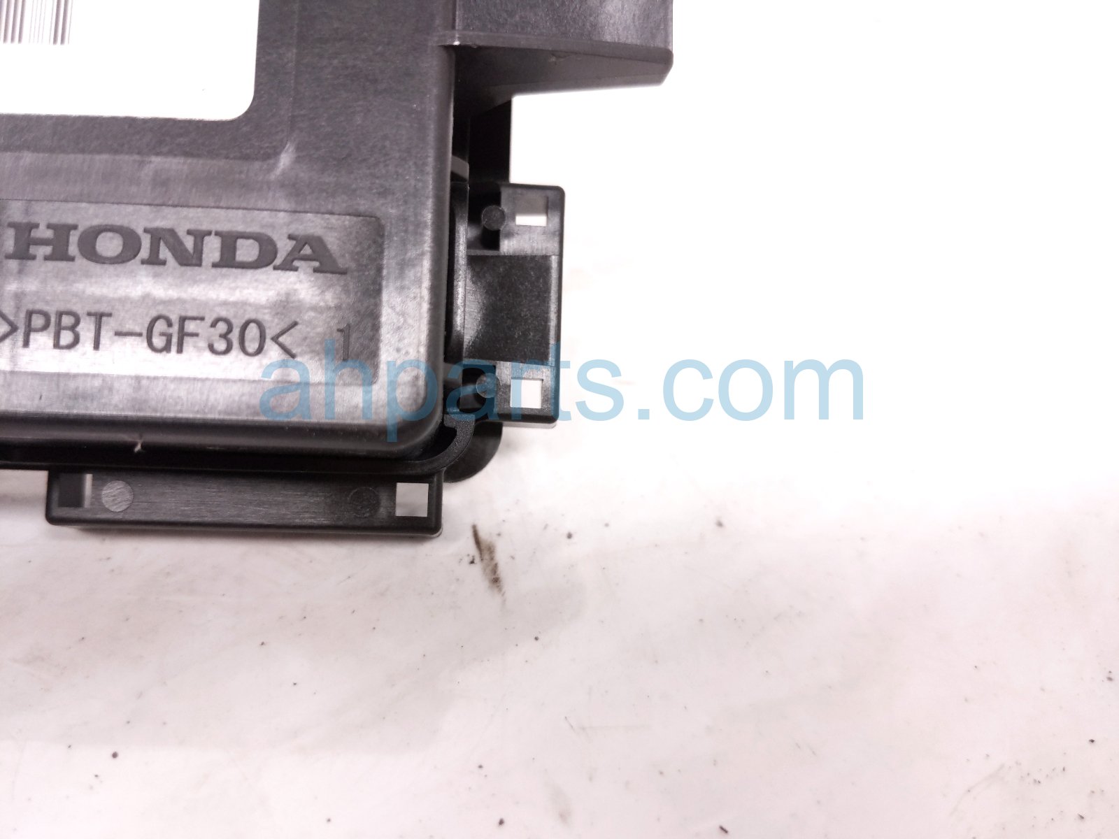 2018 Honda Accord Wireless Phone Charger Assy 39570 TVA A01 Replacement 2018 Honda Accord Wireless Phone Charger Assy 39570 TVA A01 Replacement thumbnail