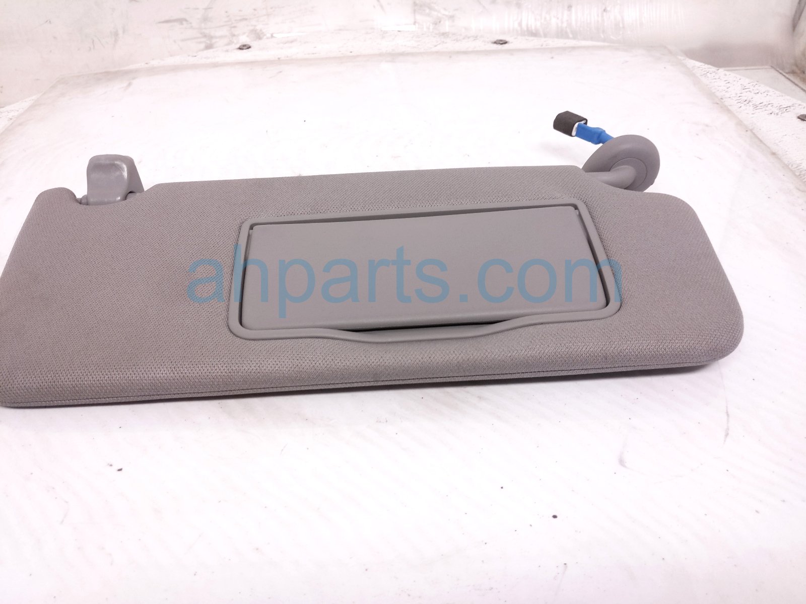 2018 Honda Accord Passenger Sun Visor Grey 83230 TVA A01ZC Replacement 2018 Honda Accord Passenger Sun Visor Grey 83230 TVA A01ZC Replacement thumbnail