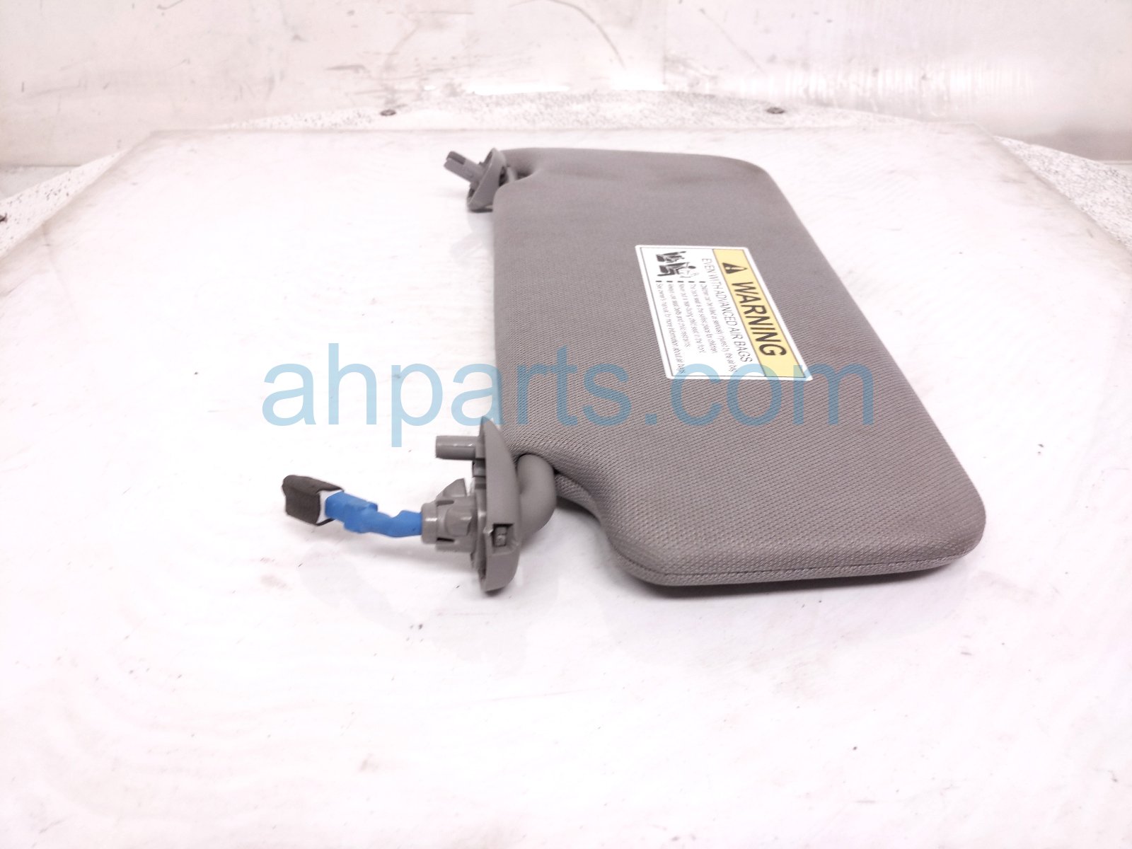 2018 Honda Accord Passenger Sun Visor Grey 83230 TVA A01ZC Replacement 2018 Honda Accord Passenger Sun Visor Grey 83230 TVA A01ZC Replacement thumbnail