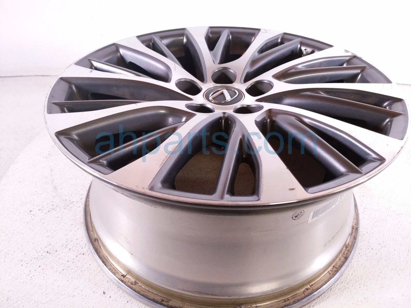 2019 Lexus Es300h Front Driver Wheel / Rim 42611 33E60 Replacement 2019 Lexus Es300h Front Driver Wheel / Rim 42611 33E60 Replacement thumbnail