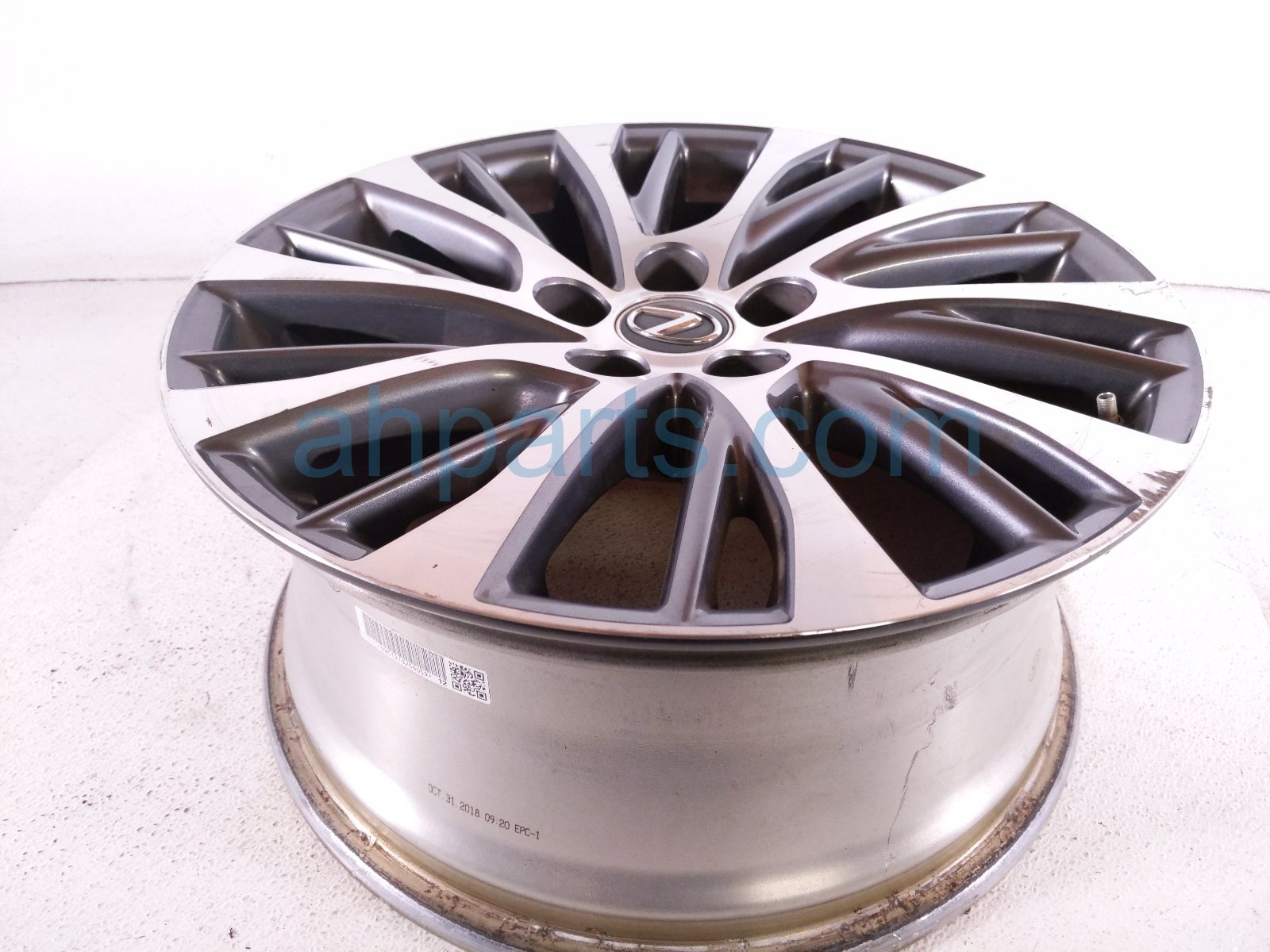 2019 Lexus Es300h Front Driver Wheel / Rim 42611 33E60 Replacement 2019 Lexus Es300h Front Driver Wheel / Rim 42611 33E60 Replacement thumbnail