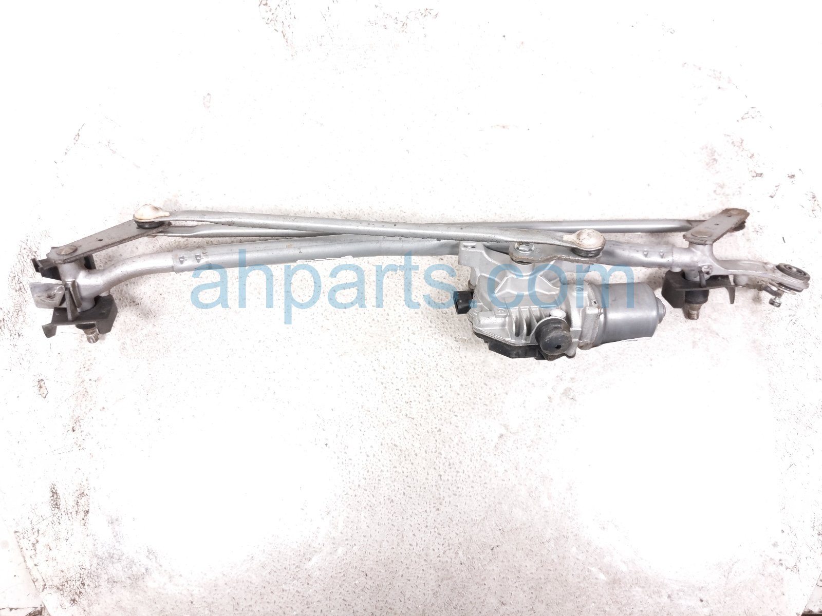 Toyota FRT WINDSHIELD WIPER MOTOR & LINKAGE Toyota FRT WINDSHIELD WIPER MOTOR & LINKAGE