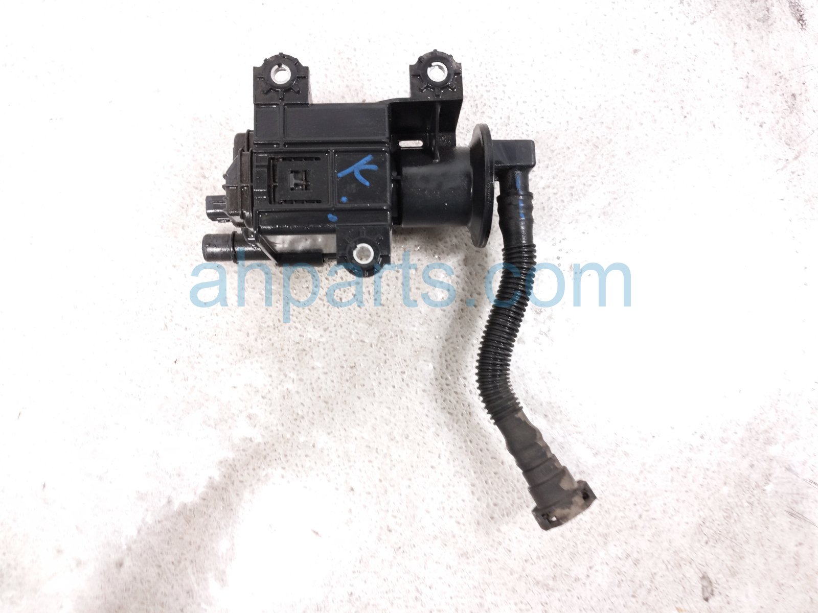 2020 Toyota Camry Fuel Vapor Leak Detection Pump 2.5 77730 06040 Replacement 2020 Toyota Camry Fuel Vapor Leak Detection Pump 2.5 77730 06040 Replacement thumbnail