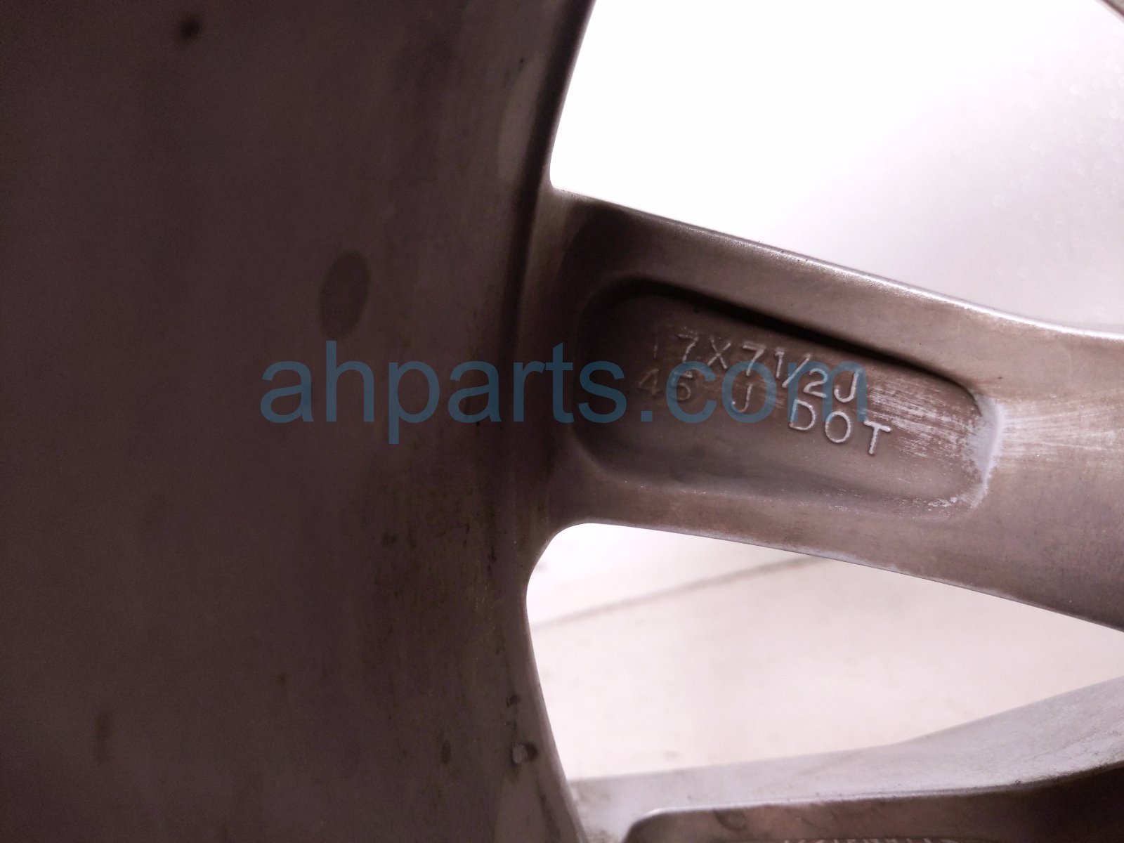2018 Toyota Camry Front Driver Wheel / Rim 17x7.5j 42611 33C60 Replacement 2018 Toyota Camry Front Driver Wheel / Rim 17x7.5j 42611 33C60 Replacement thumbnail