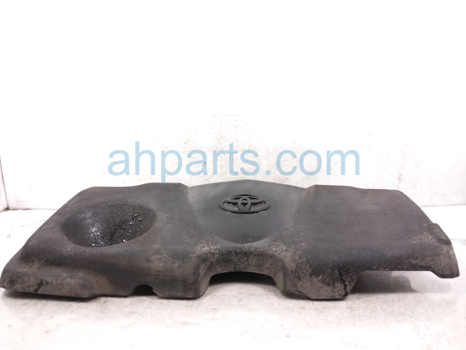 2022 Toyota Sienna Engine Appearance Cover Hybrid 12601 F0080 Replacement 2022 Toyota Sienna Engine Appearance Cover Hybrid 12601 F0080 Replacement thumbnail