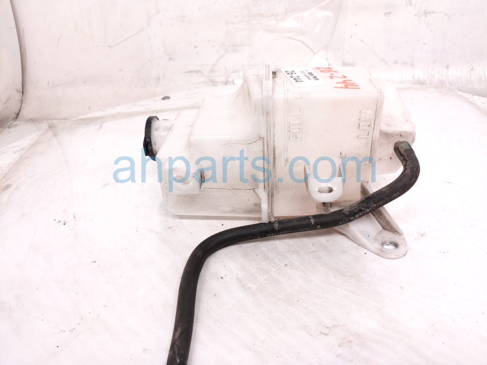 2022 Toyota Sienna Coolant Overflow Reservoir Tank 16470 0P130 Replacement 2022 Toyota Sienna Coolant Overflow Reservoir Tank 16470 0P130 Replacement thumbnail