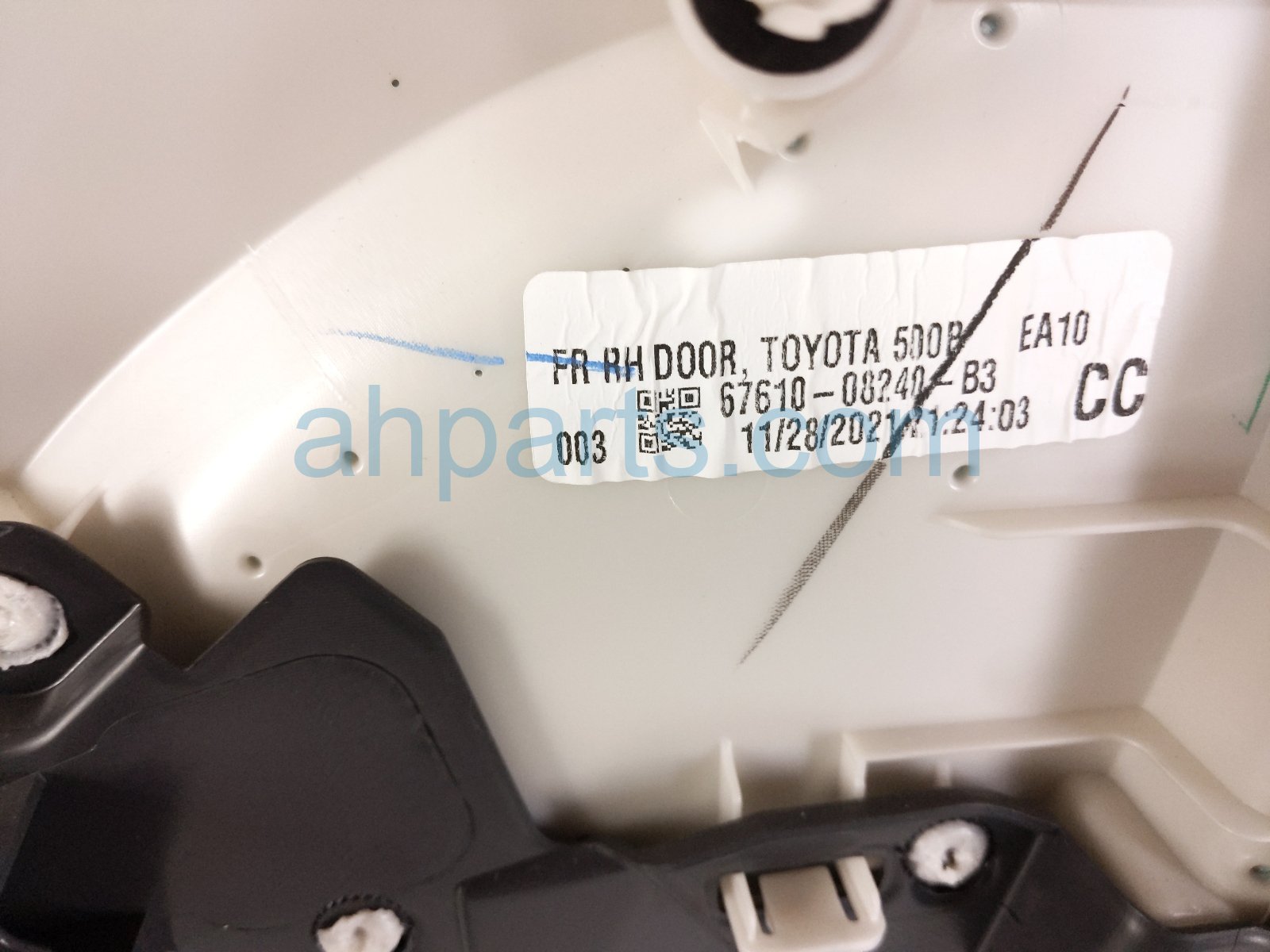 2022 Toyota Sienna Trim / Liner Front Passenger Interior Door Panel Grey Xle 67610 08240 B3 Replacement 2022 Toyota Sienna Trim / Liner Front Passenger Interior Door Panel Grey Xle 67610 08240 B3 Replacement thumbnail