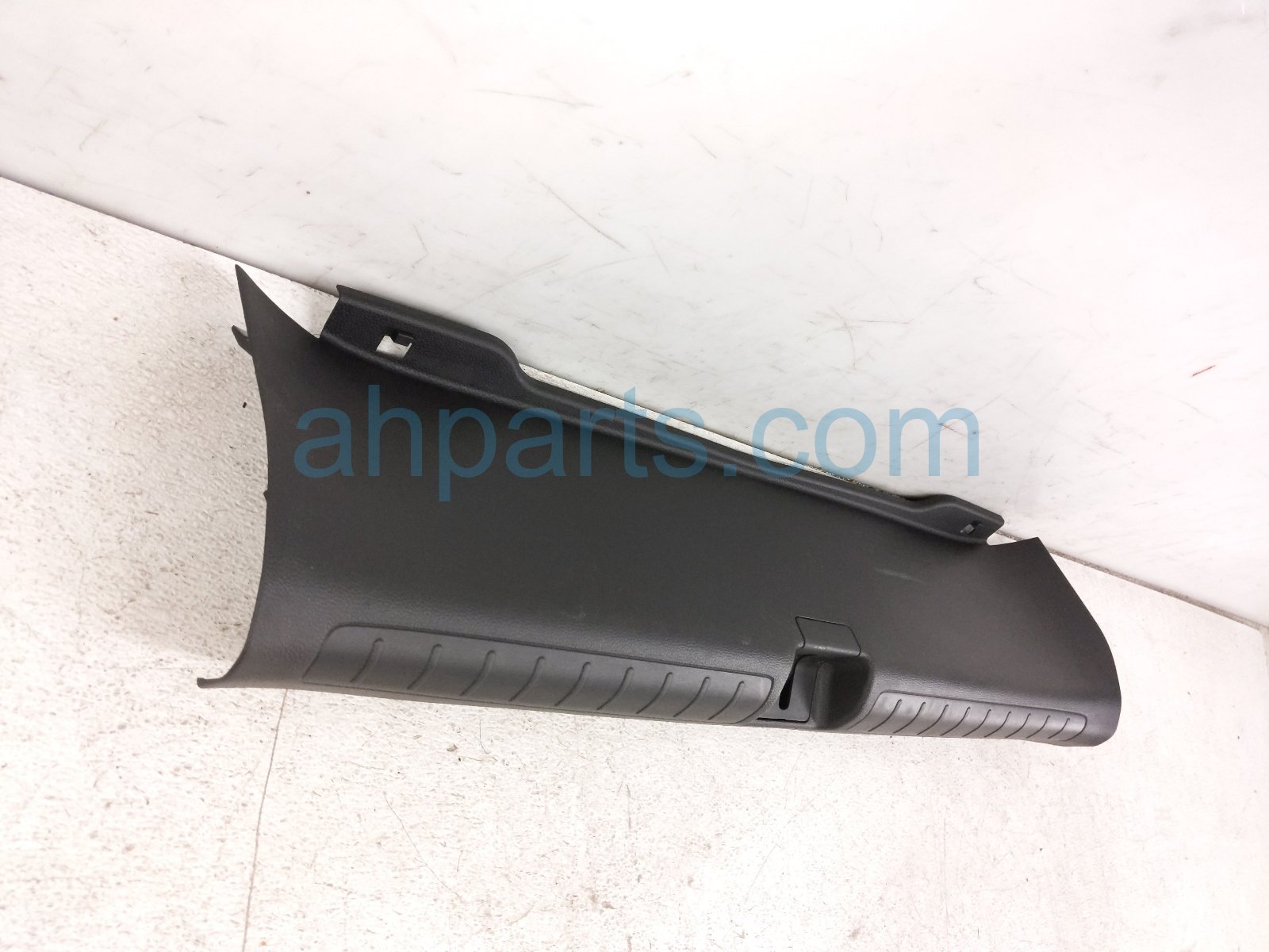 2018 Honda Accord Rear Trunk Sill Trim Panel Black 84640 TVA A02ZA Replacement 2018 Honda Accord Rear Trunk Sill Trim Panel Black 84640 TVA A02ZA Replacement thumbnail