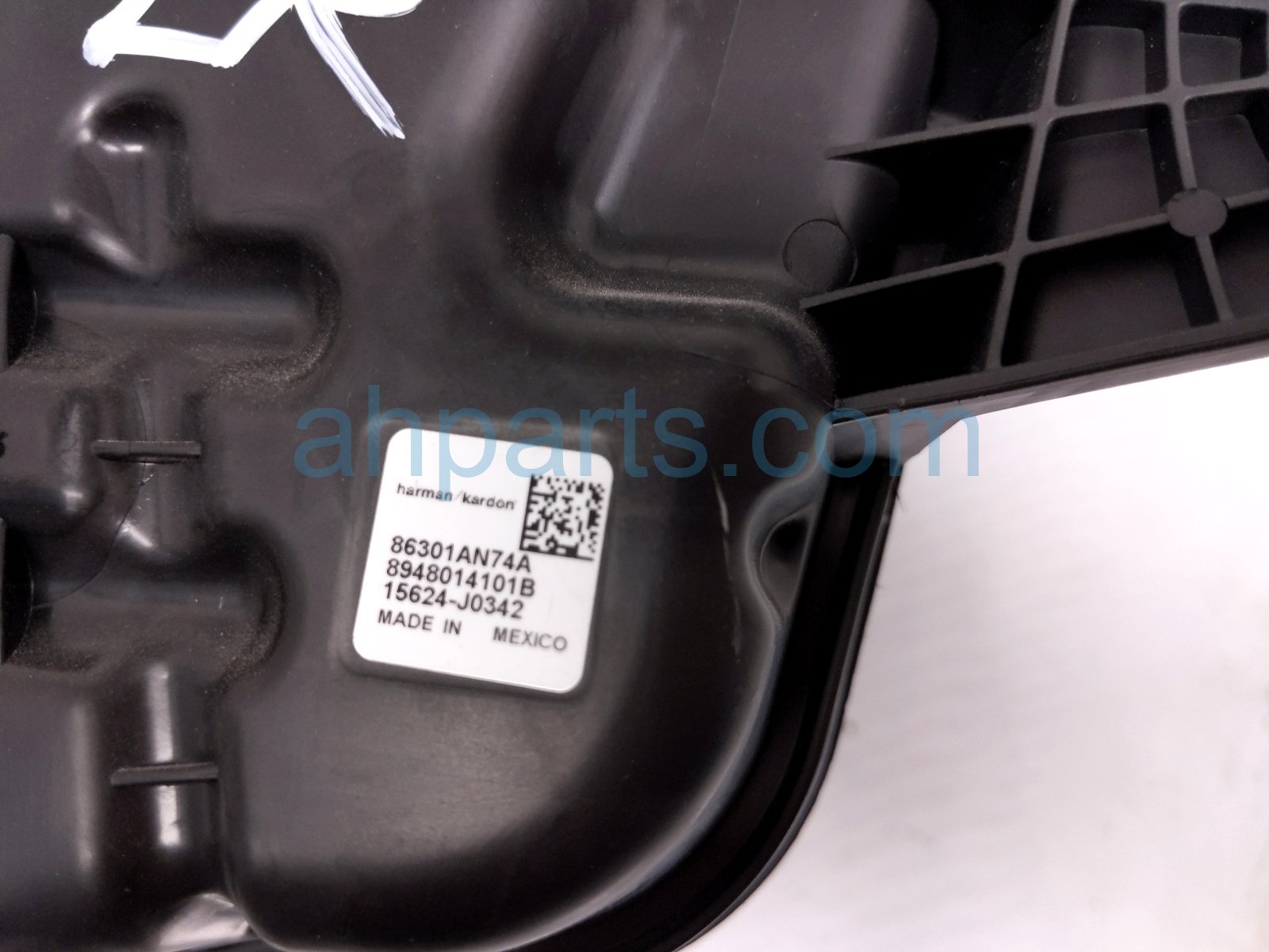 2025 Subaru Outback Legacy Rear Driver Subwoofer Speaker Assy 86301AN74A Replacement 2025 Subaru Outback Legacy Rear Driver Subwoofer Speaker Assy 86301AN74A Replacement thumbnail