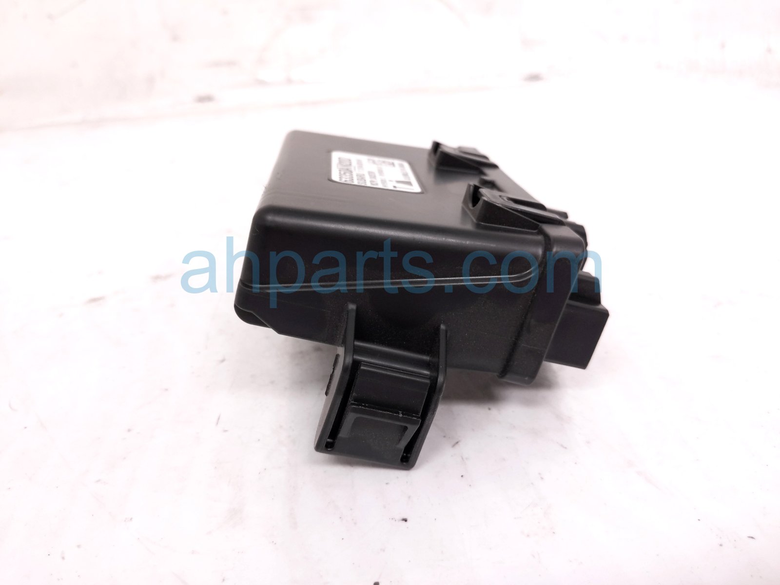 2025 Subaru Outback Legacy Power Liftgate Control Module 63350AN20D Replacement 2025 Subaru Outback Legacy Power Liftgate Control Module 63350AN20D Replacement thumbnail