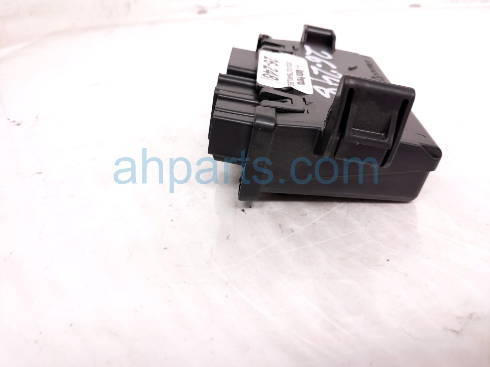 2025 Subaru Outback Legacy Power Liftgate Control Module 63350AN20D Replacement 2025 Subaru Outback Legacy Power Liftgate Control Module 63350AN20D Replacement thumbnail