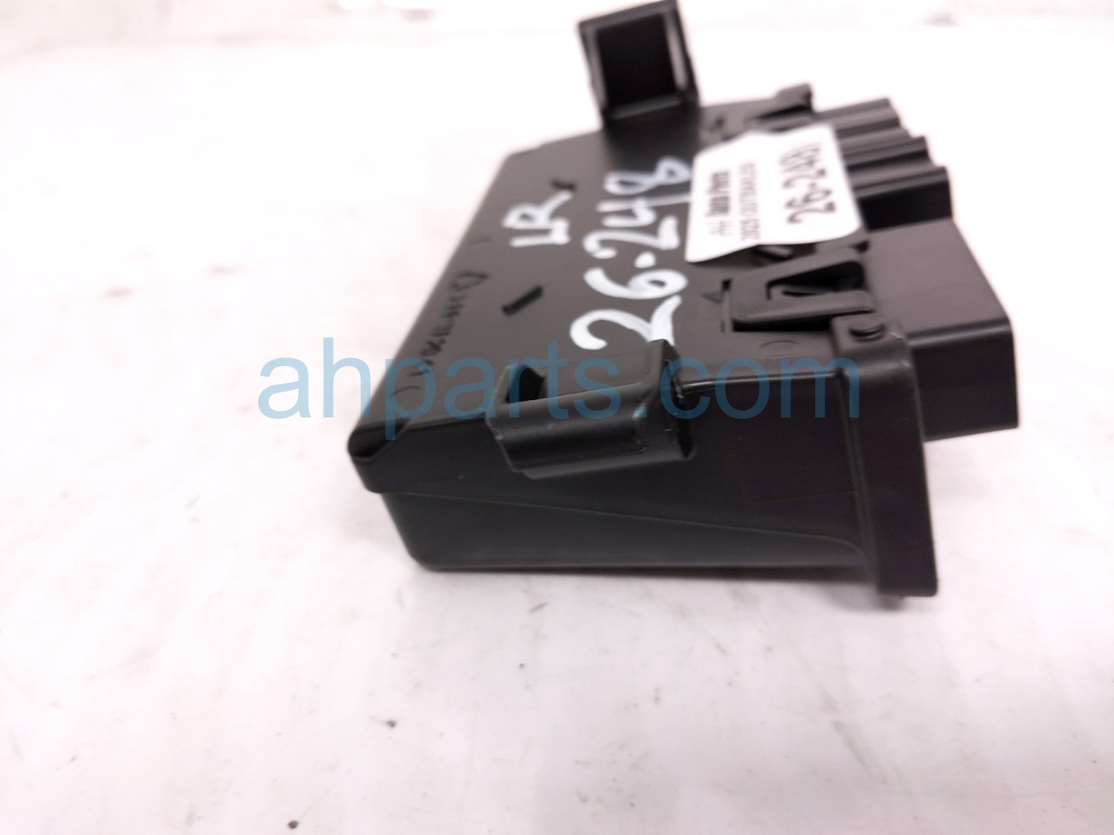 2025 Subaru Outback Legacy Power Liftgate Control Module 63350AN20D Replacement 2025 Subaru Outback Legacy Power Liftgate Control Module 63350AN20D Replacement thumbnail
