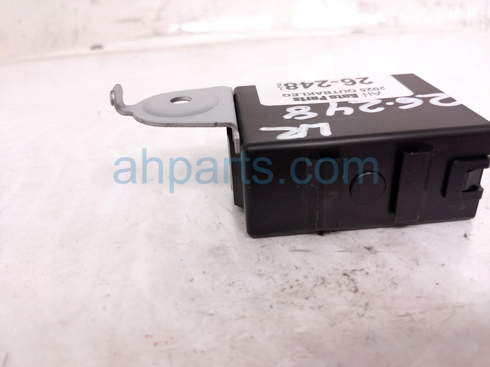2025 Subaru Outback Legacy Tpms Keyless Ctrl Mod Rear Driver 88035VC030 Replacement 2025 Subaru Outback Legacy Tpms Keyless Ctrl Mod Rear Driver 88035VC030 Replacement thumbnail