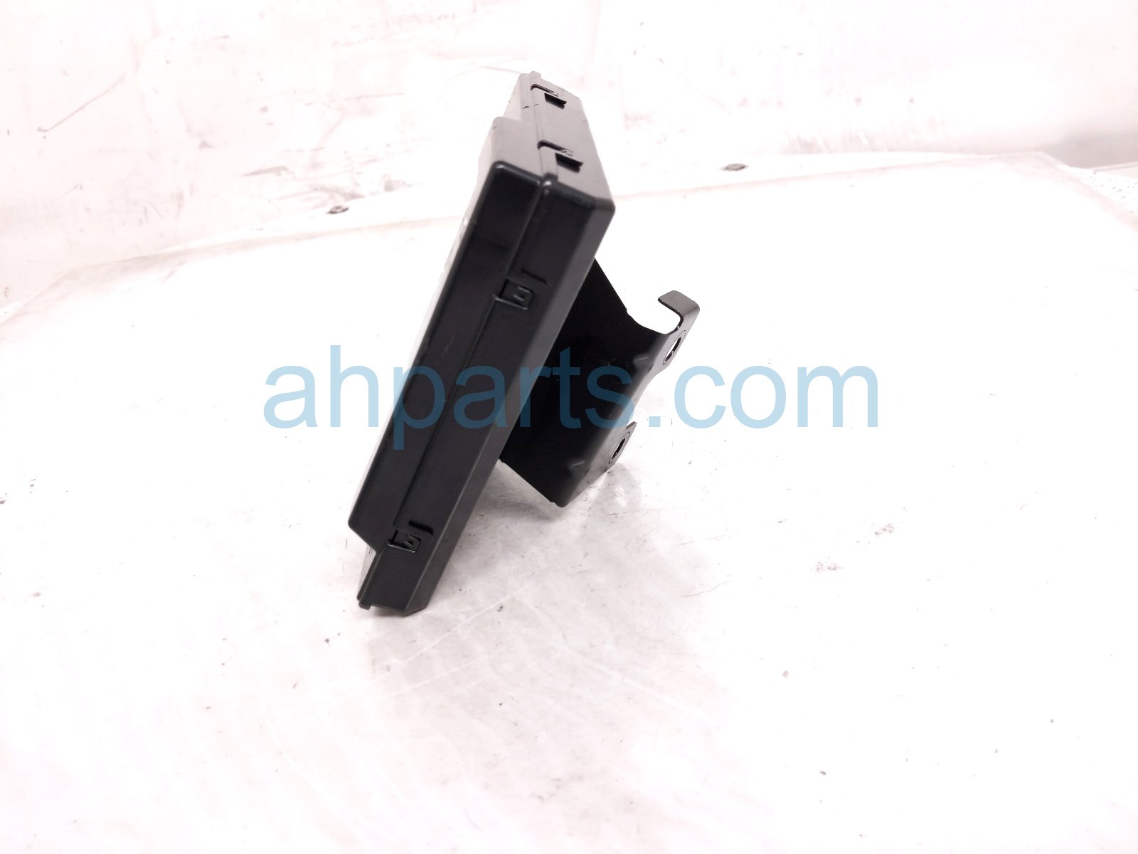 2025 Subaru Outback Legacy Keyless Entry Module 88801AN200 Replacement 2025 Subaru Outback Legacy Keyless Entry Module 88801AN200 Replacement thumbnail
