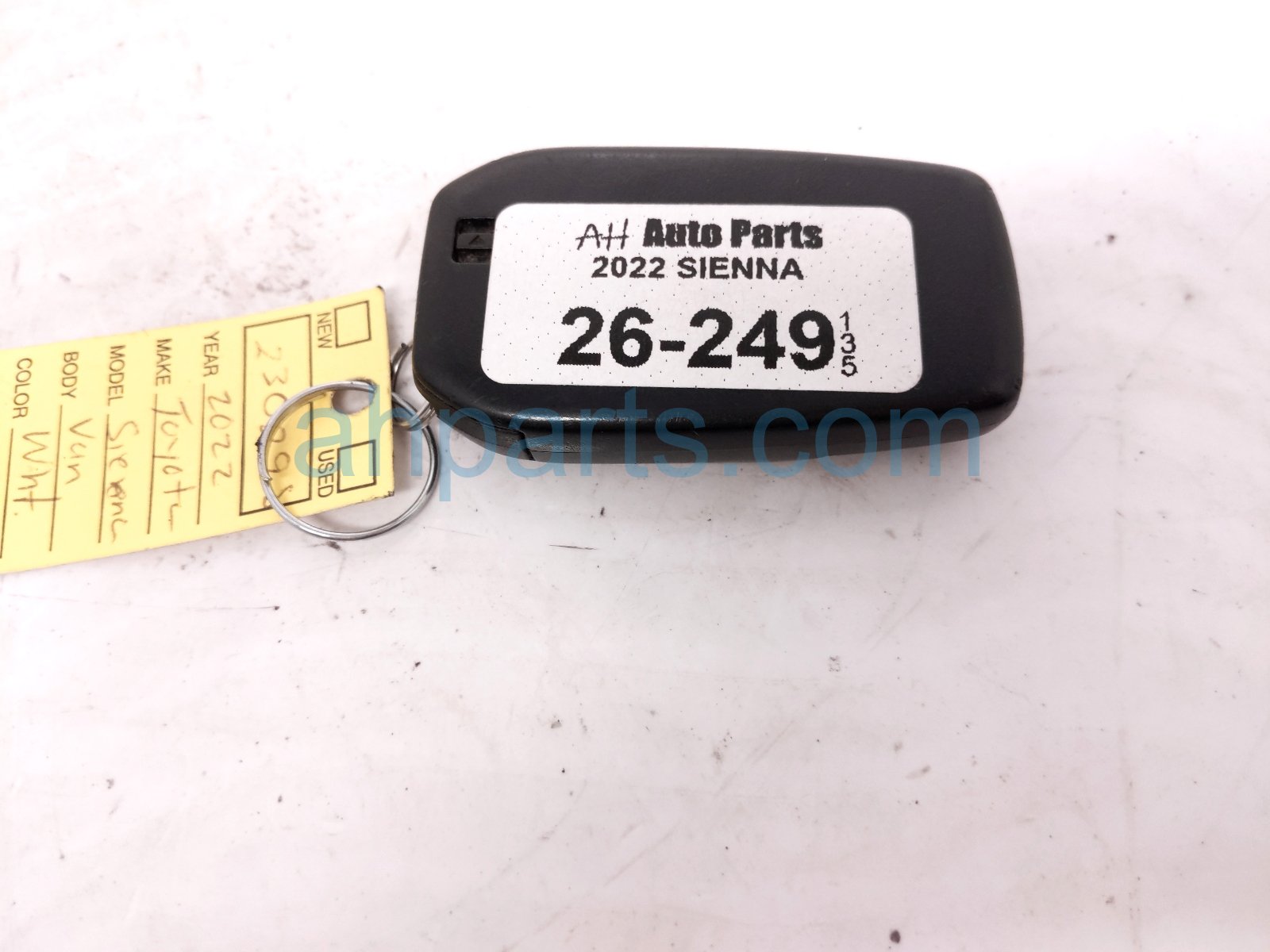 2022 Toyota Sienna Single Smart Remote Fob 8990H 08011 Replacement 2022 Toyota Sienna Single Smart Remote Fob 8990H 08011 Replacement thumbnail