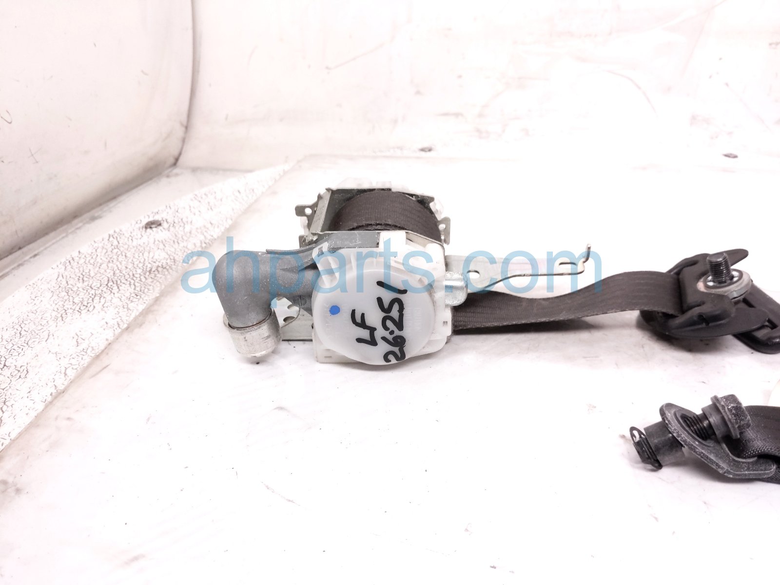2015 Mitsubishi Lancermit Front Driver Seat Belt Black 7000B246 Replacement 2015 Mitsubishi Lancermit Front Driver Seat Belt Black 7000B246 Replacement thumbnail