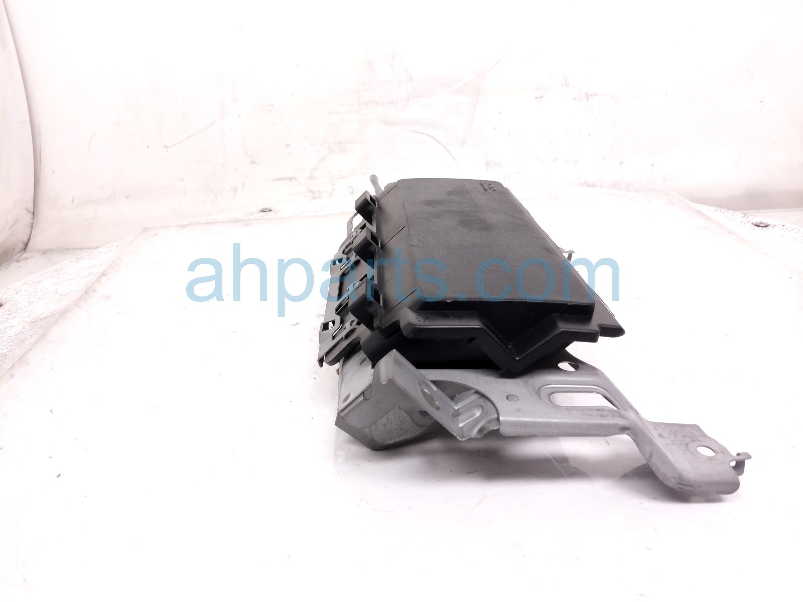 2015 Mitsubishi Lancermit Airbag Driver Knee Air Bag 7030A073XA Replacement 2015 Mitsubishi Lancermit Airbag Driver Knee Air Bag 7030A073XA Replacement thumbnail
