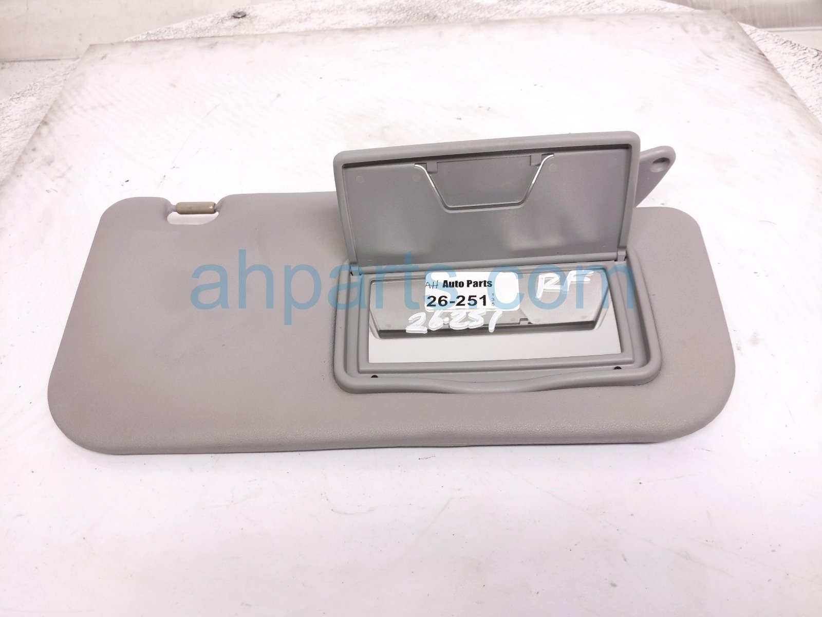 2015 Mitsubishi Lancermit Passenger Sun Visor Grey 7620A862HA Replacement 2015 Mitsubishi Lancermit Passenger Sun Visor Grey 7620A862HA Replacement thumbnail