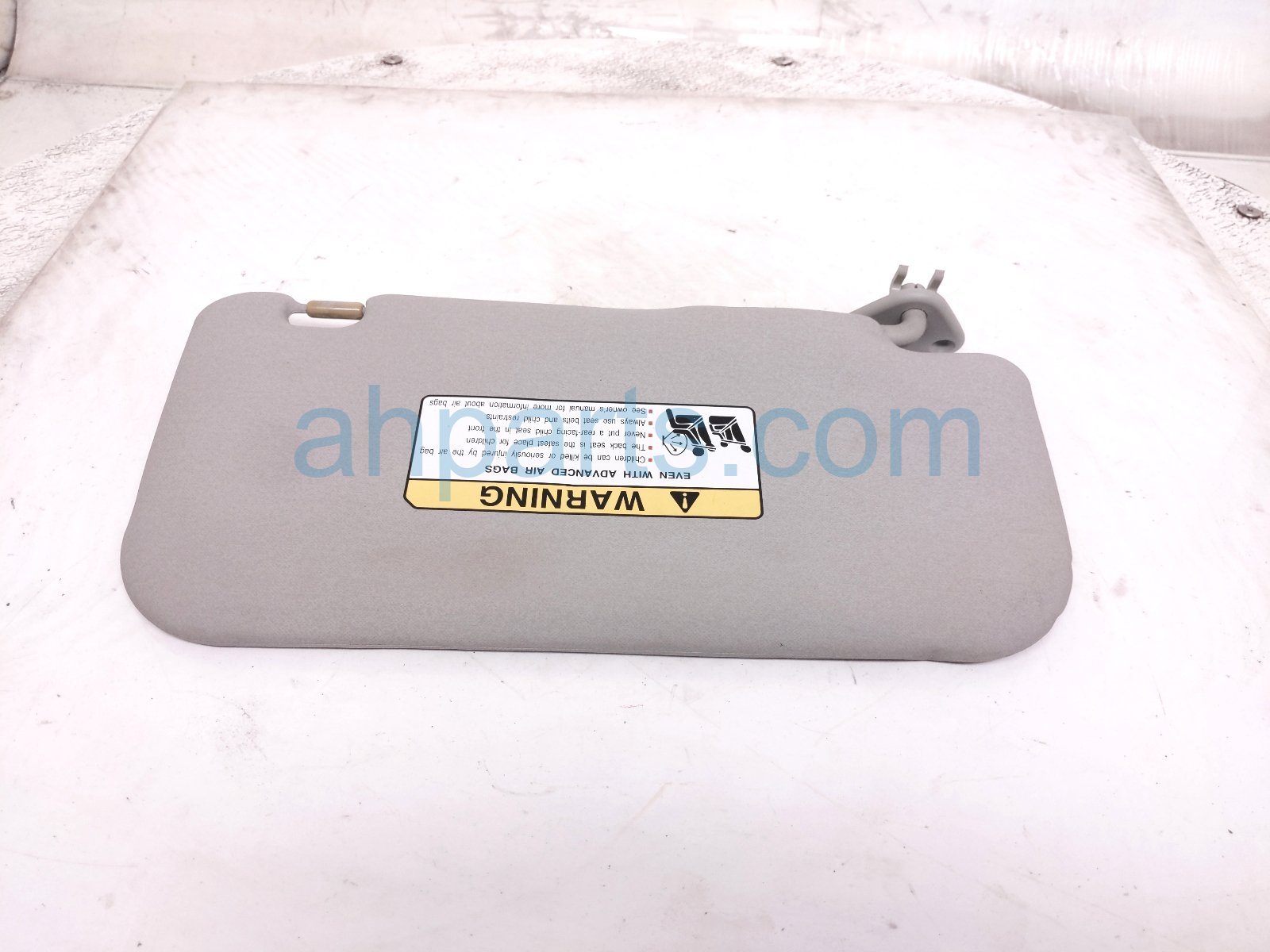 2015 Mitsubishi Lancermit Driver Sun Visor Grey 7620A861HA Replacement 2015 Mitsubishi Lancermit Driver Sun Visor Grey 7620A861HA Replacement thumbnail