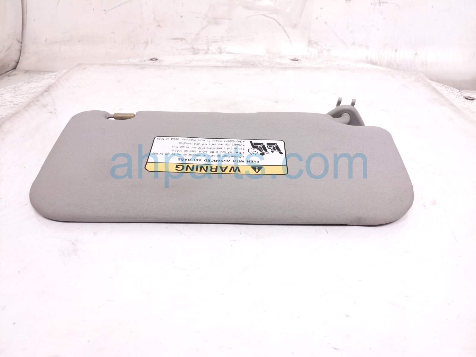 2015 Mitsubishi Lancermit Driver Sun Visor Grey 7620A861HA Replacement 2015 Mitsubishi Lancermit Driver Sun Visor Grey 7620A861HA Replacement thumbnail