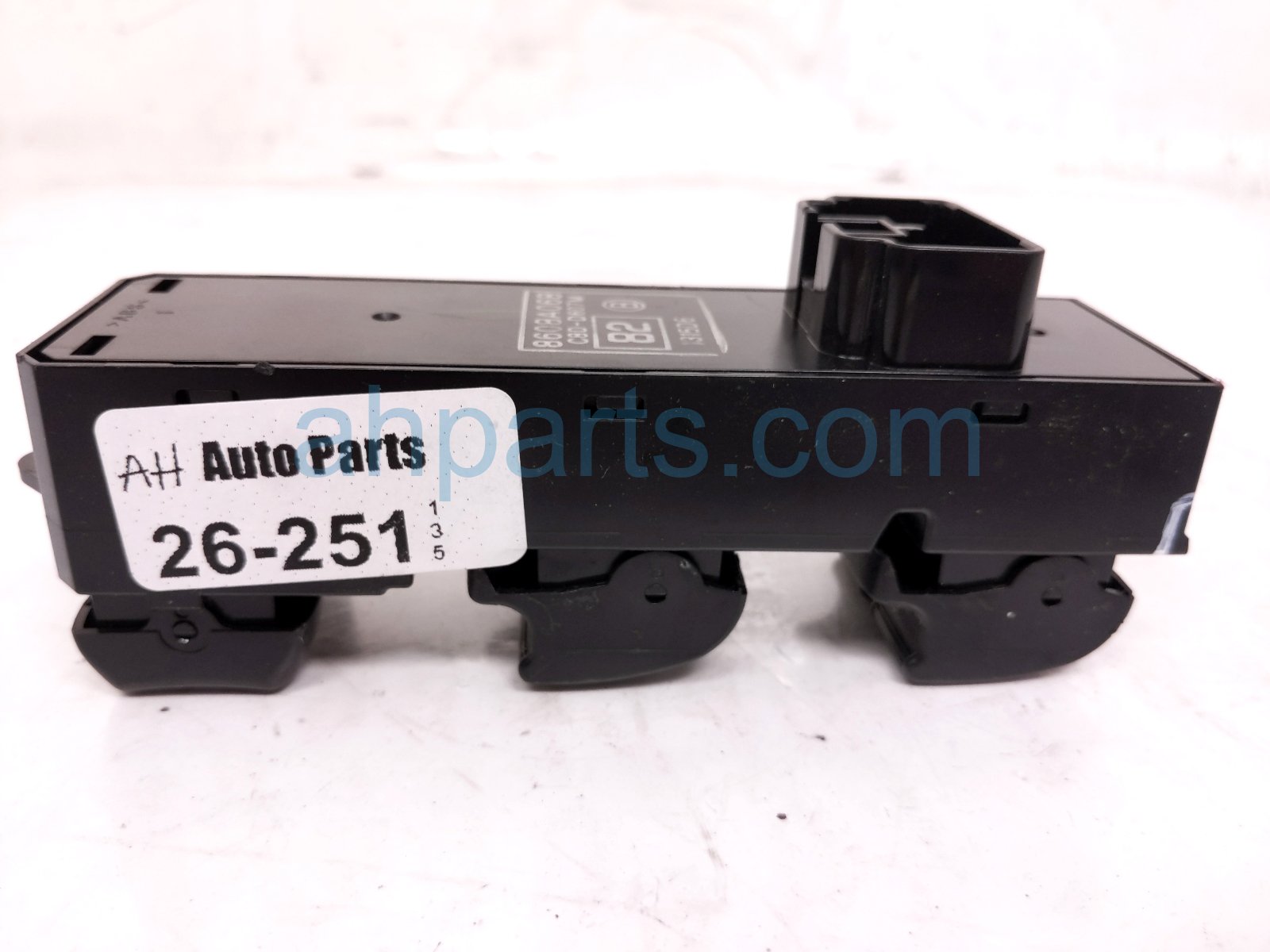 2015 Mitsubishi Lancermit Power / Master Window Control Switch 8608A068 Replacement 2015 Mitsubishi Lancermit Power / Master Window Control Switch 8608A068 Replacement thumbnail