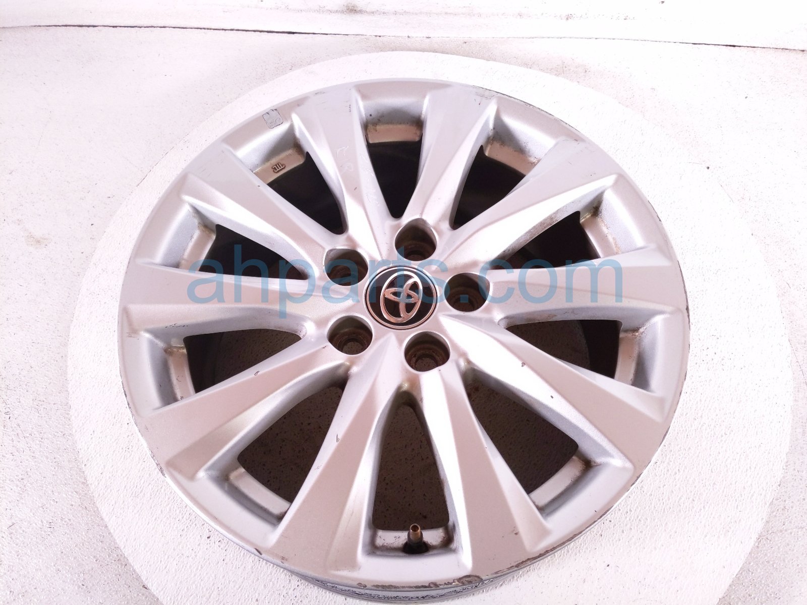 2020 Toyota Camry Front Passenger Wheel / Rim 17x7.5j 42611 06E01 Replacement 2020 Toyota Camry Front Passenger Wheel / Rim 17x7.5j 42611 06E01 Replacement thumbnail