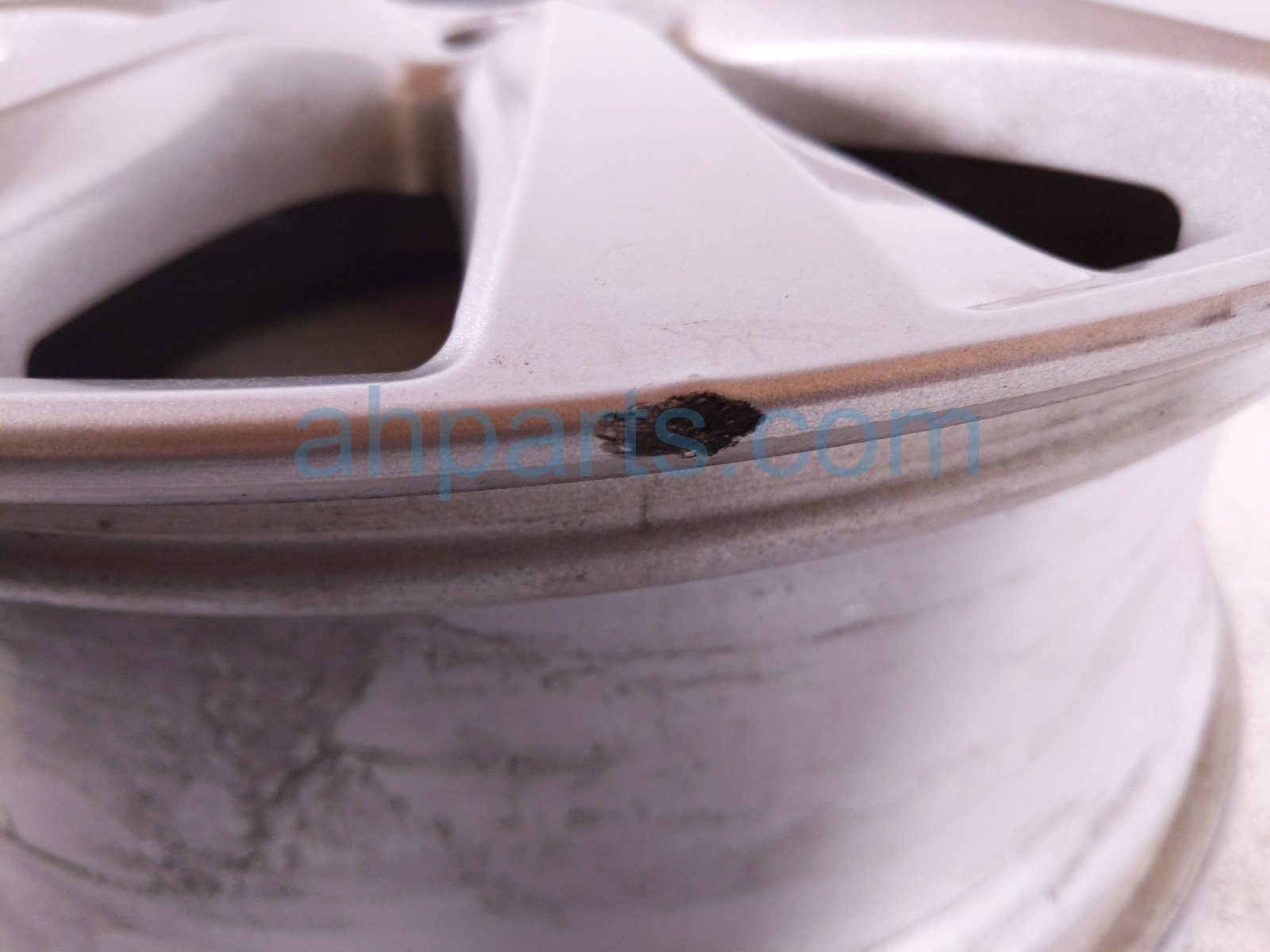 2020 Toyota Camry Rear Passenger Wheel / Rim 17x7.5j 42611 06E01 Replacement 2020 Toyota Camry Rear Passenger Wheel / Rim 17x7.5j 42611 06E01 Replacement thumbnail