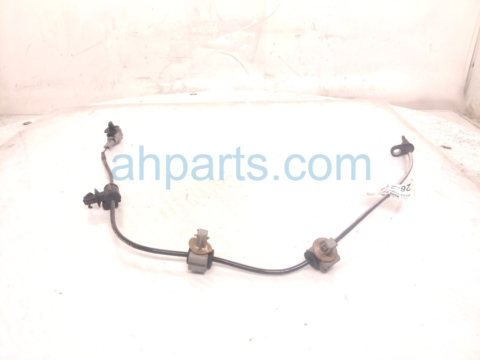 Subaru RR/RH ABS WHEEL SPEED SENSOR - 2.5L Subaru RR/RH ABS WHEEL SPEED SENSOR - 2.5L