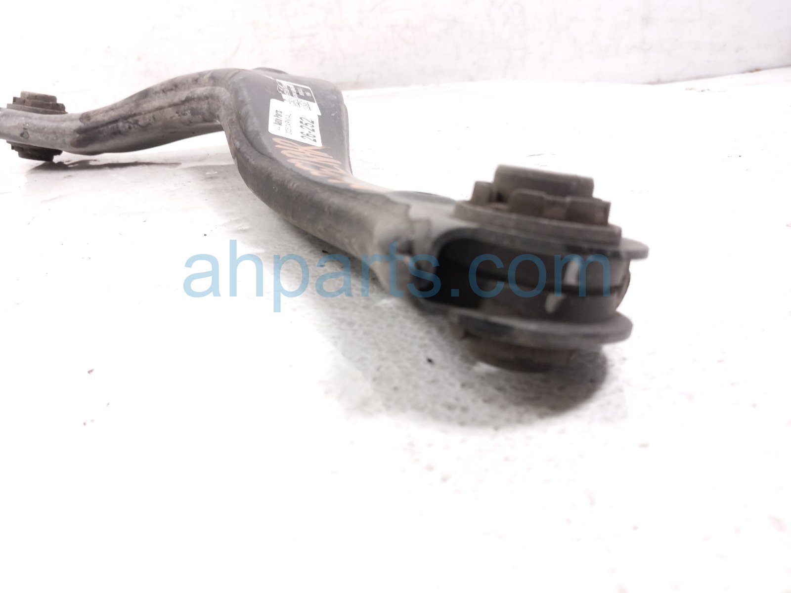 2025 Kia Carnival Rear Passenger Upper Control Arm 55121 R0000 Replacement 2025 Kia Carnival Rear Passenger Upper Control Arm 55121 R0000 Replacement thumbnail