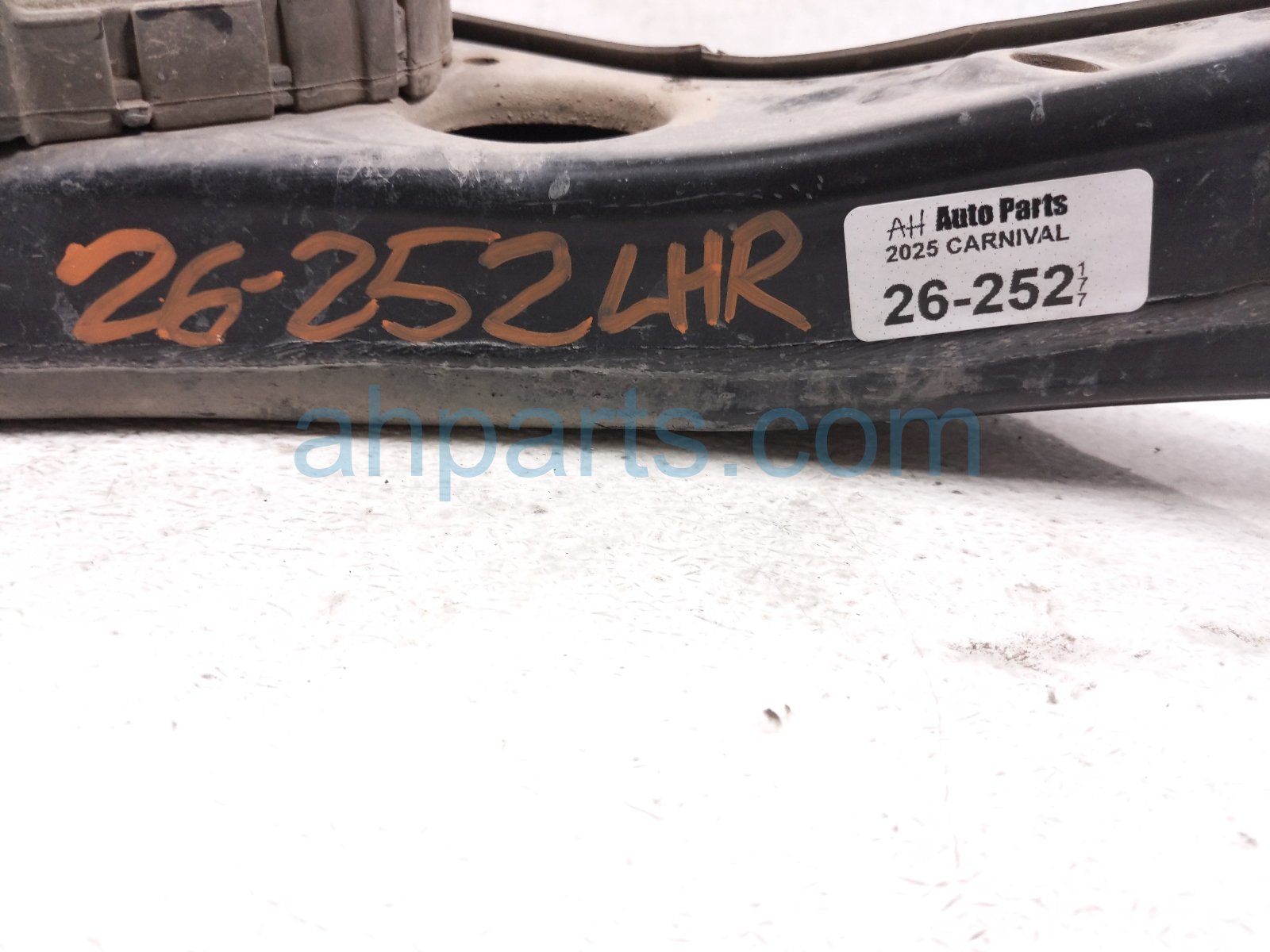 2025 Kia Carnival Rear Driver Spring Seat Lower Control Arm 55210 R0000 Replacement 2025 Kia Carnival Rear Driver Spring Seat Lower Control Arm 55210 R0000 Replacement thumbnail