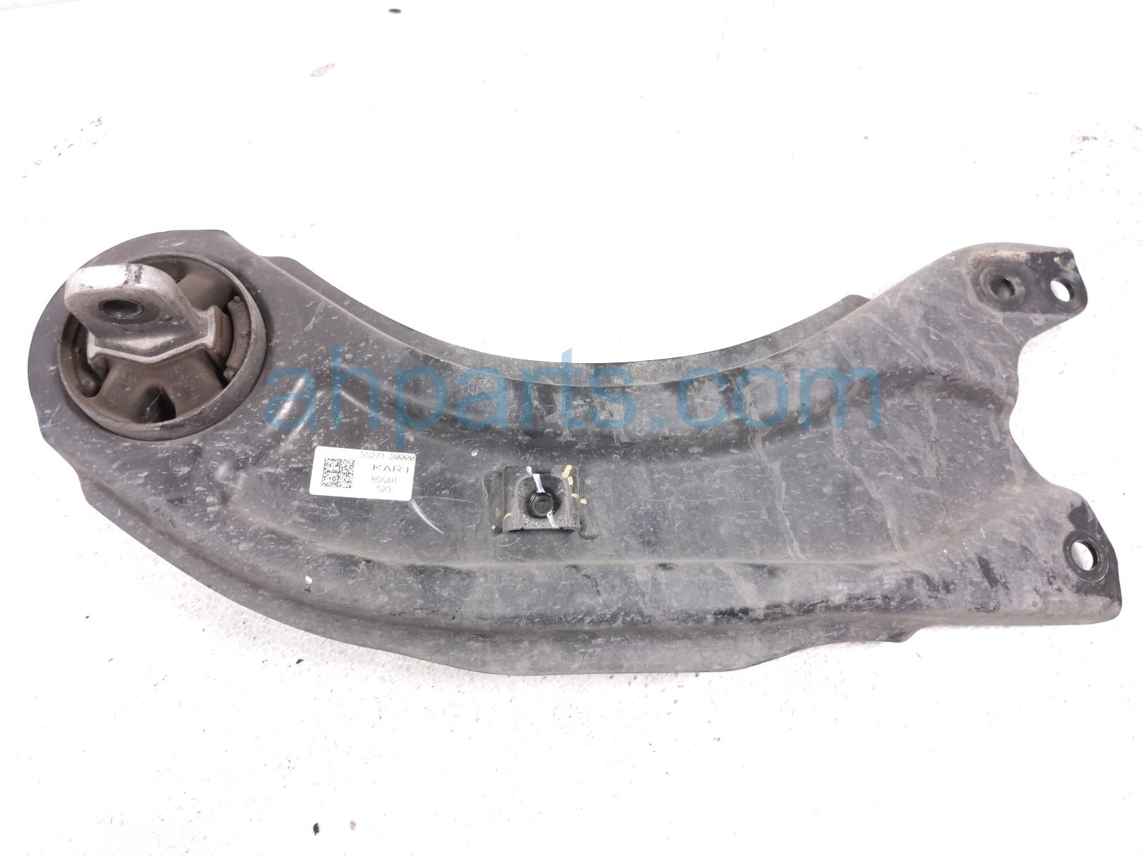 2025 Kia Carnival Rear Passenger Trailing Lower Control Arm 55271 R0000 Replacement 2025 Kia Carnival Rear Passenger Trailing Lower Control Arm 55271 R0000 Replacement thumbnail
