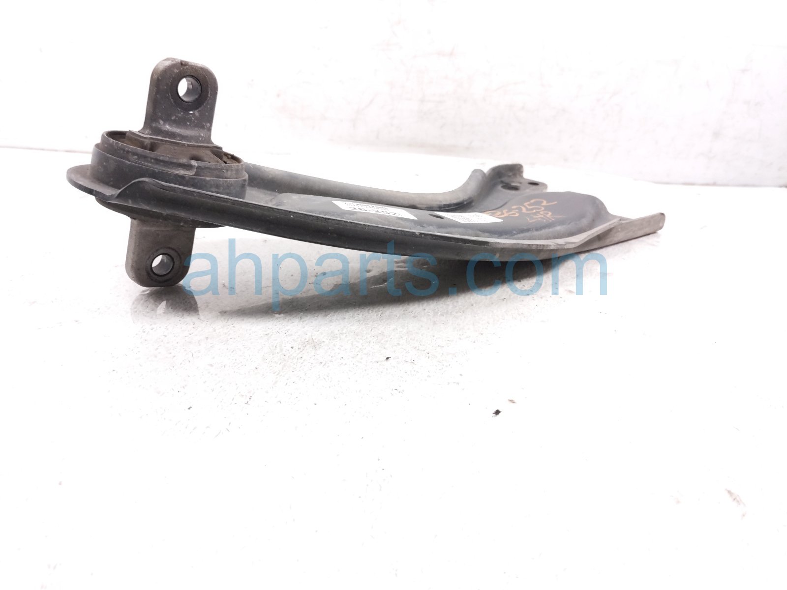 2025 Kia Carnival Rear Driver Trailing Lower Control Arm 55270 R0000 Replacement 2025 Kia Carnival Rear Driver Trailing Lower Control Arm 55270 R0000 Replacement thumbnail