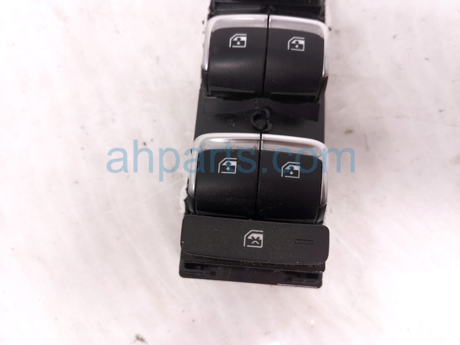 2025 Kia Carnival Power / Master Window Control Switch 93571 R0EB0WK Replacement 2025 Kia Carnival Power / Master Window Control Switch 93571 R0EB0WK Replacement thumbnail