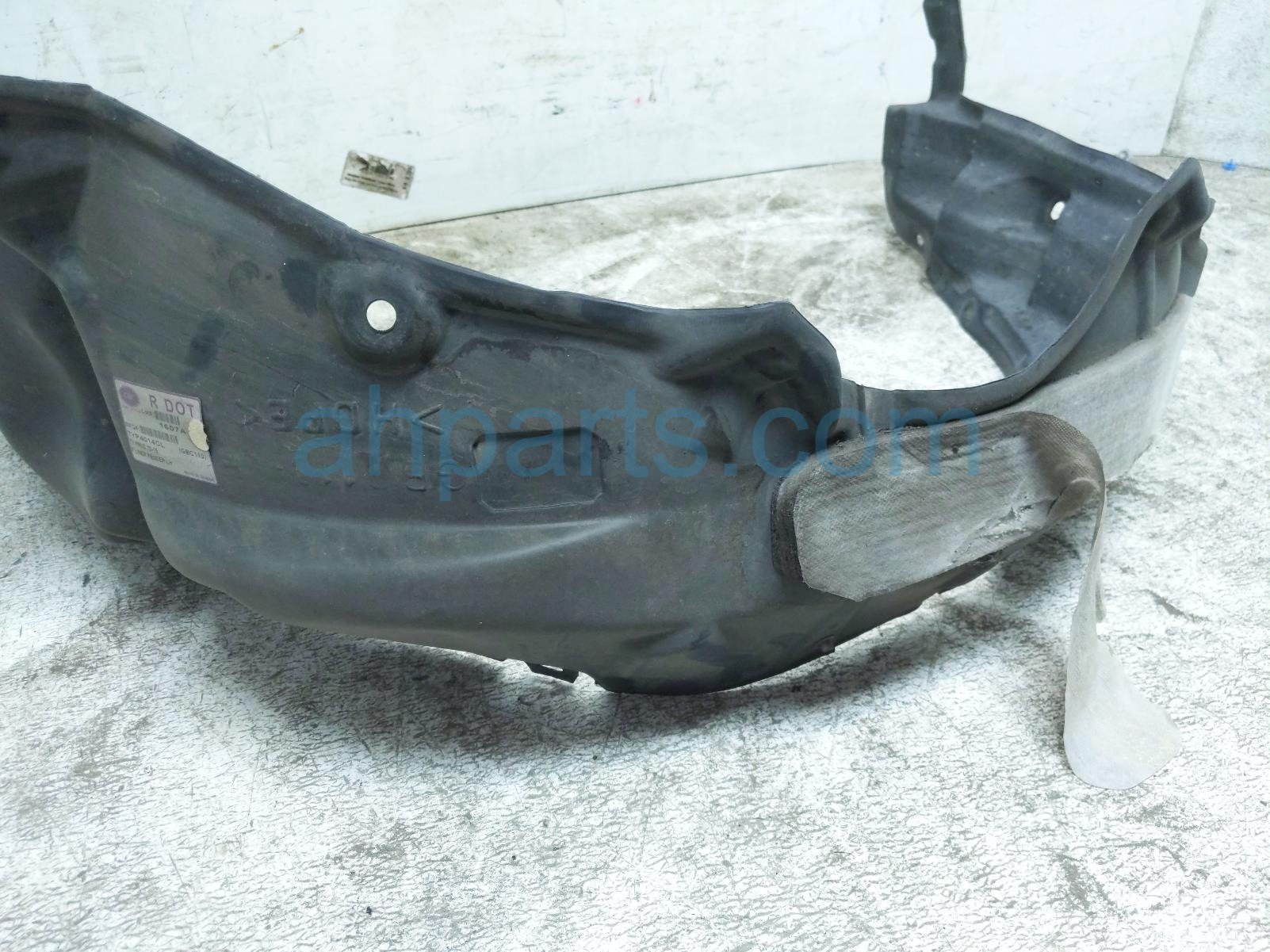 2014 Toyota Prius Front Driver Inner Fender Liner 53876 47070 Replacement 2014 Toyota Prius Front Driver Inner Fender Liner 53876 47070 Replacement thumbnail