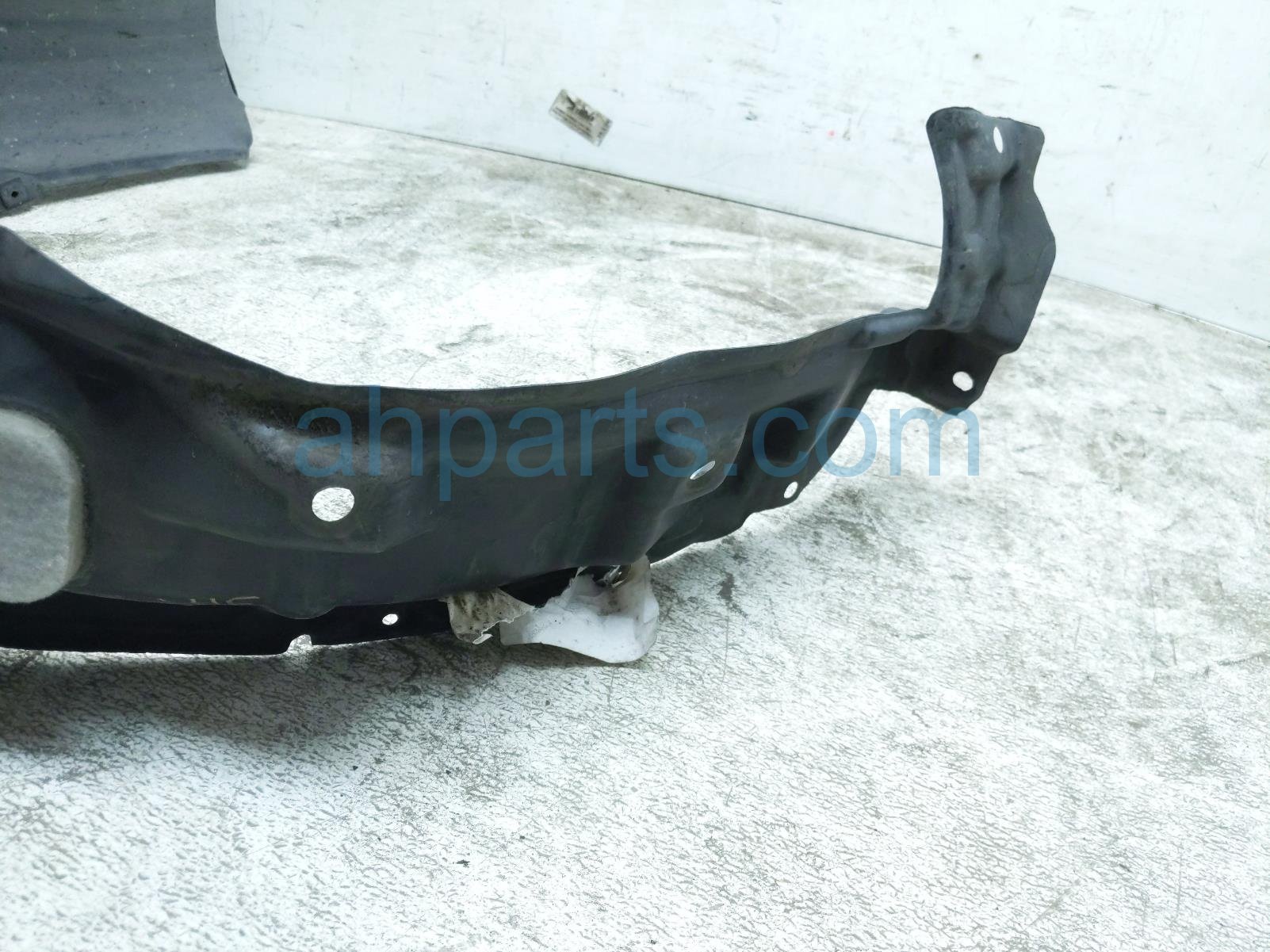 2014 Toyota Prius Front Driver Inner Fender Liner 53876 47070 Replacement 2014 Toyota Prius Front Driver Inner Fender Liner 53876 47070 Replacement thumbnail
