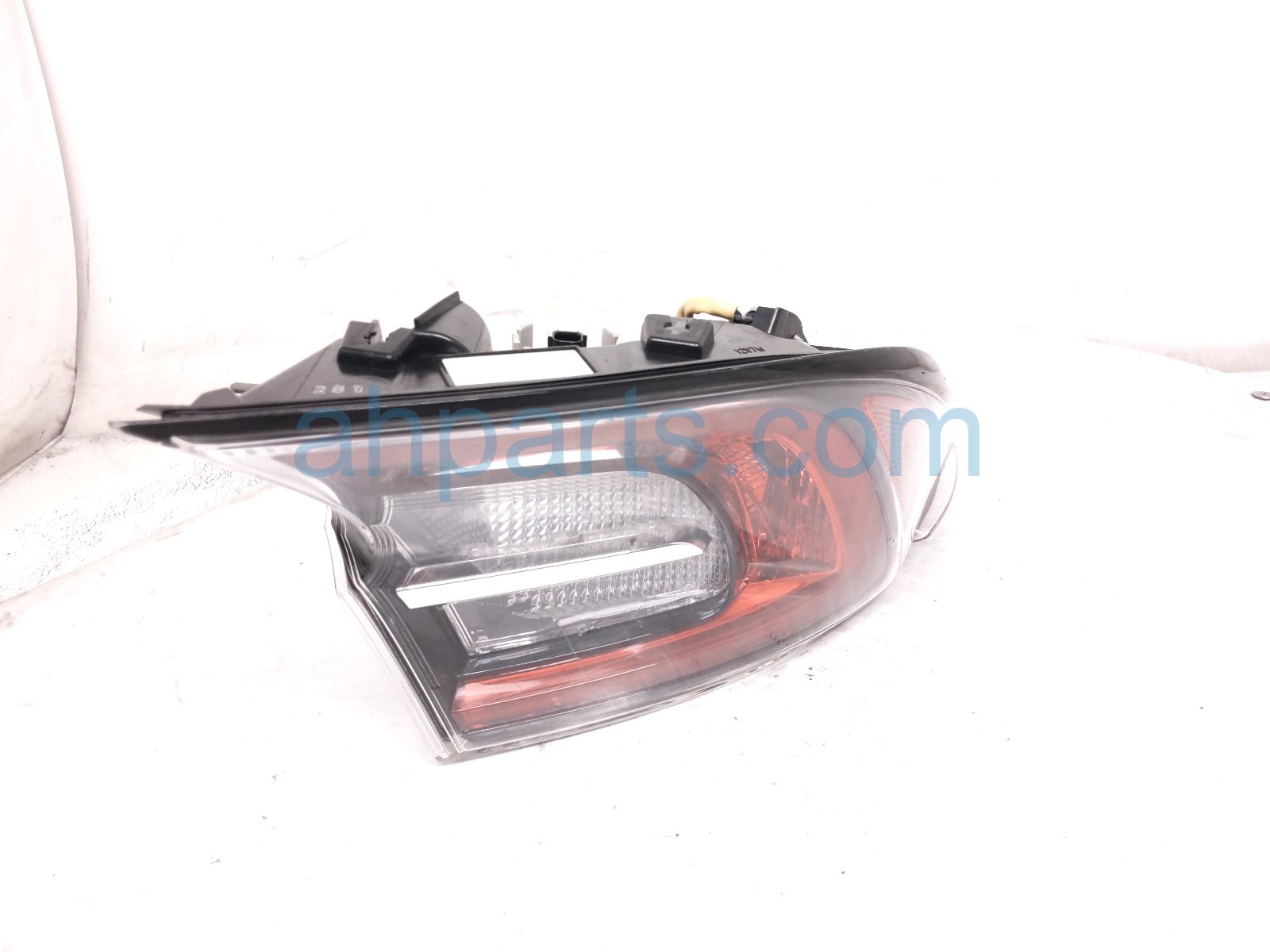 2022 Toyota Corolla Light / Rear Driver Tail Lamp (on Body) 81561 12D31 Replacement 2022 Toyota Corolla Light / Rear Driver Tail Lamp (on Body) 81561 12D31 Replacement thumbnail