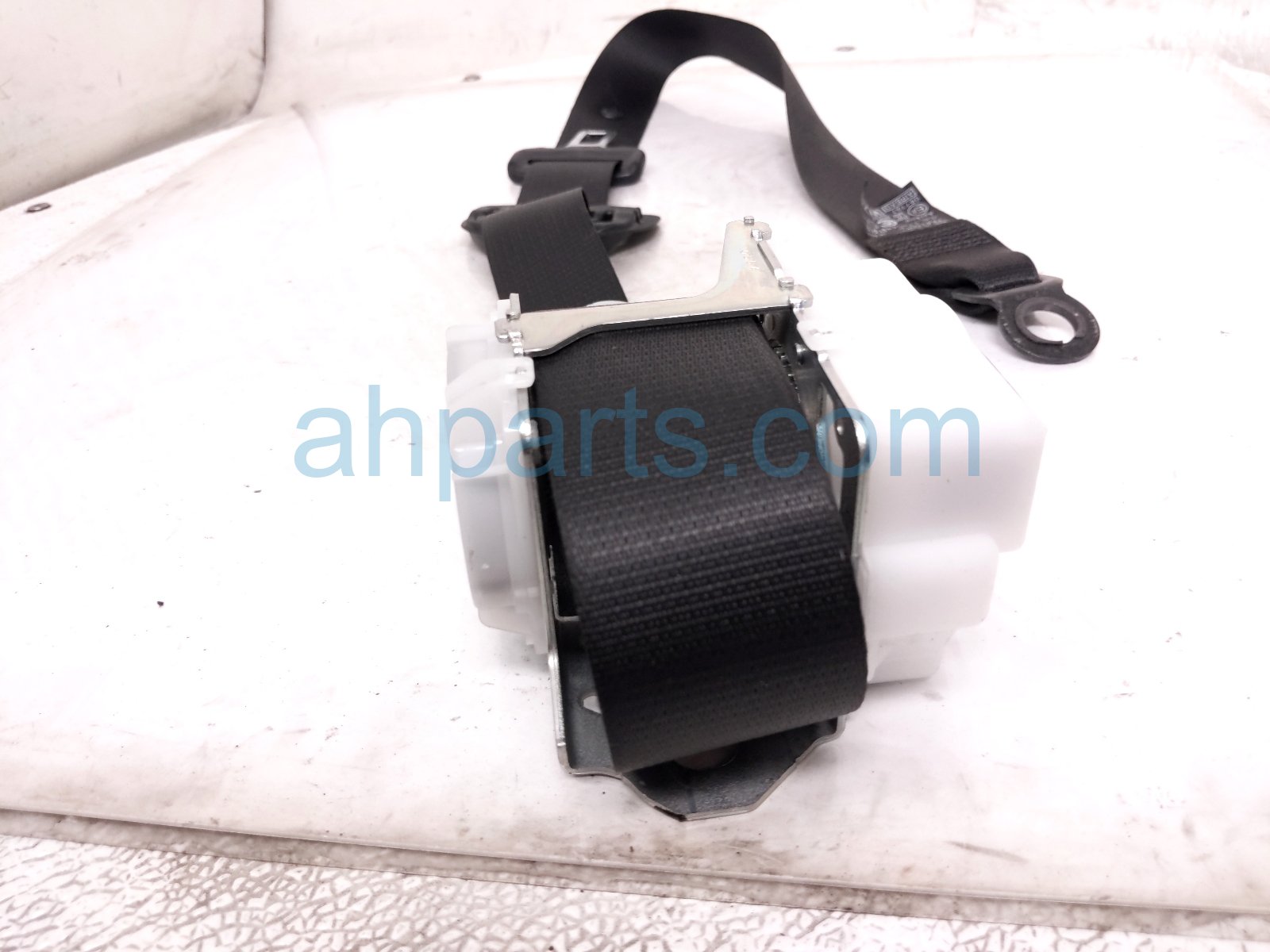 2022 Toyota Corolla Front Driver Seat Belt Black 73220 47221 C7 Replacement 2022 Toyota Corolla Front Driver Seat Belt Black 73220 47221 C7 Replacement thumbnail