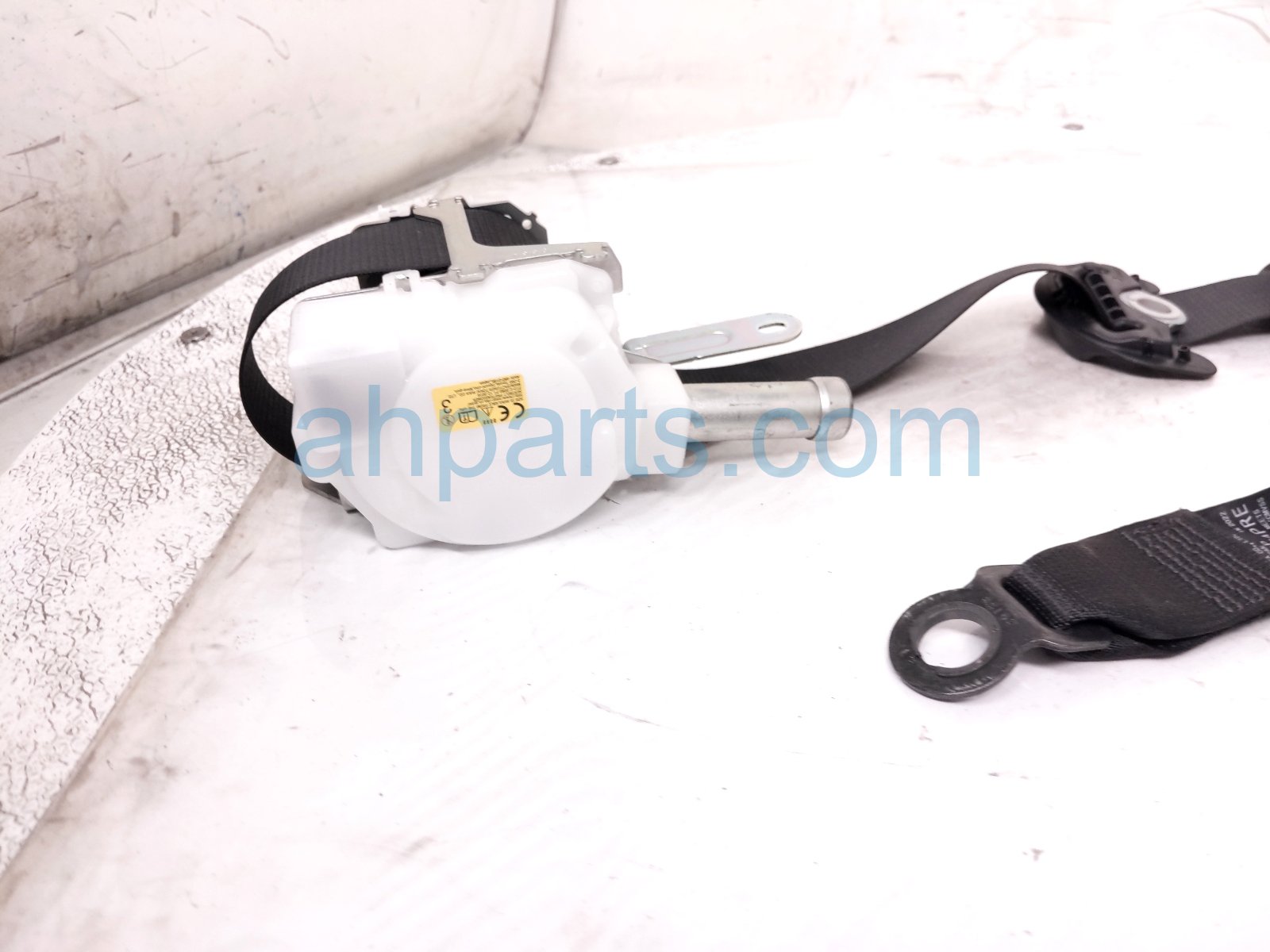 2022 Toyota Corolla Front Driver Seat Belt Black 73220 47221 C7 Replacement 2022 Toyota Corolla Front Driver Seat Belt Black 73220 47221 C7 Replacement thumbnail