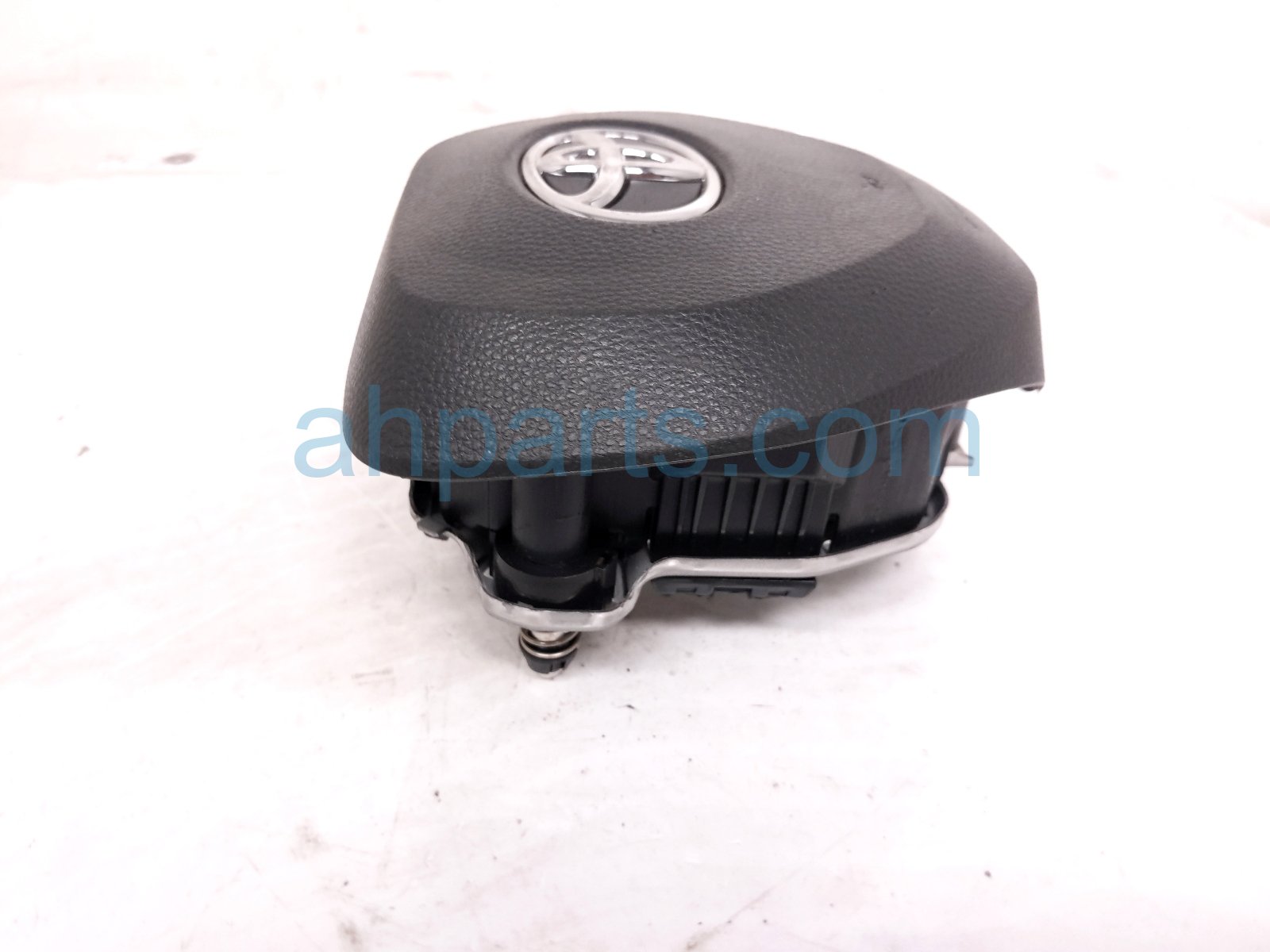 2022 Toyota Corolla Driver Wheel Airbag 45130 12D90 C0 Replacement 2022 Toyota Corolla Driver Wheel Airbag 45130 12D90 C0 Replacement thumbnail