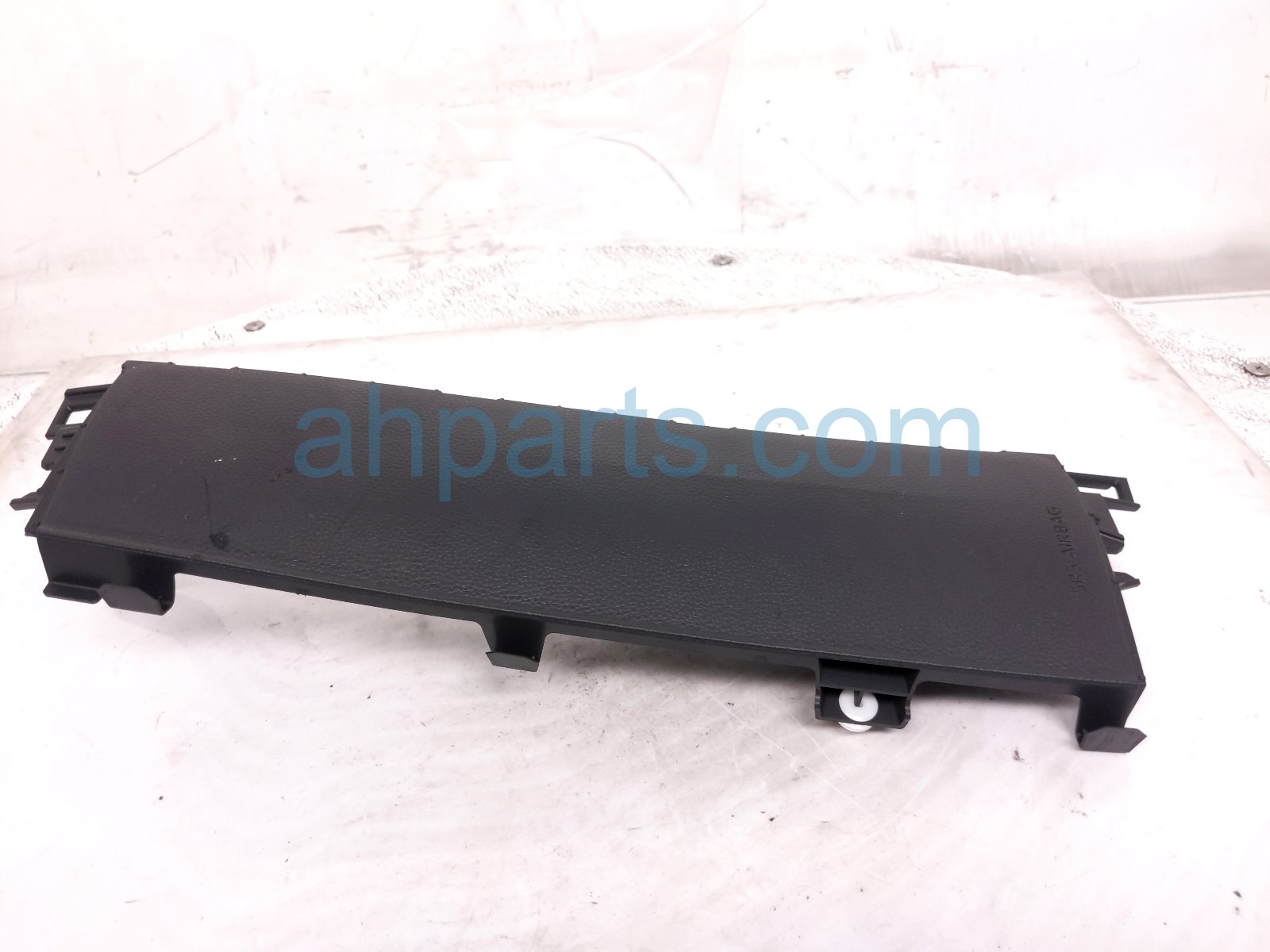 Toyota RR/RH SEAT AIR BAG - BLACK Toyota RR/RH SEAT AIR BAG - BLACK