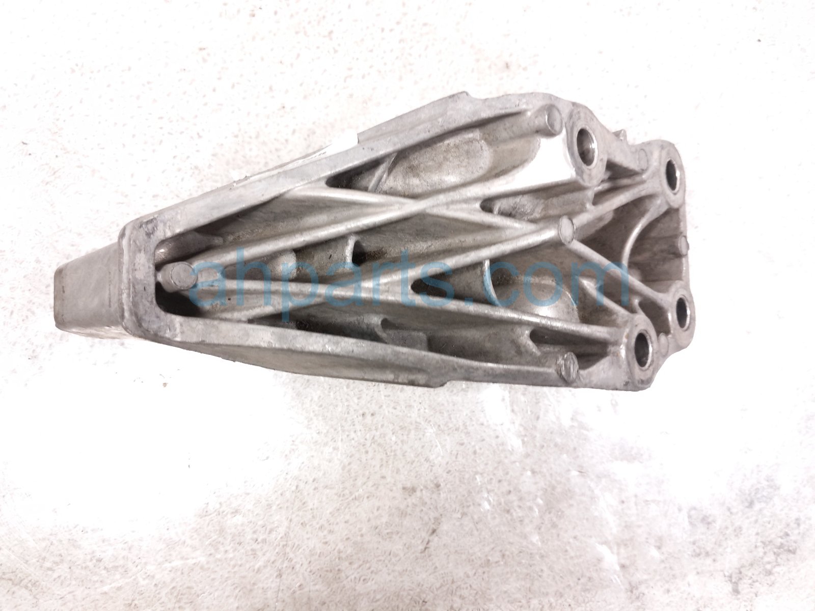 2023 Acura MDX Engine/motor Rear Engine Mount Bracket 3.5l Awd 50610 TYA A01 Replacement 2023 Acura MDX Engine/motor Rear Engine Mount Bracket 3.5l Awd 50610 TYA A01 Replacement thumbnail