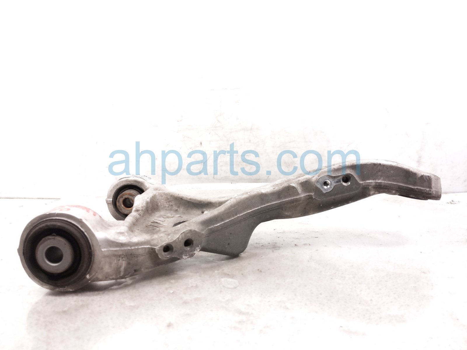 2023 Acura MDX Rear Driver Upper Control Arm 52520 TYA A03 Replacement 2023 Acura MDX Rear Driver Upper Control Arm 52520 TYA A03 Replacement thumbnail