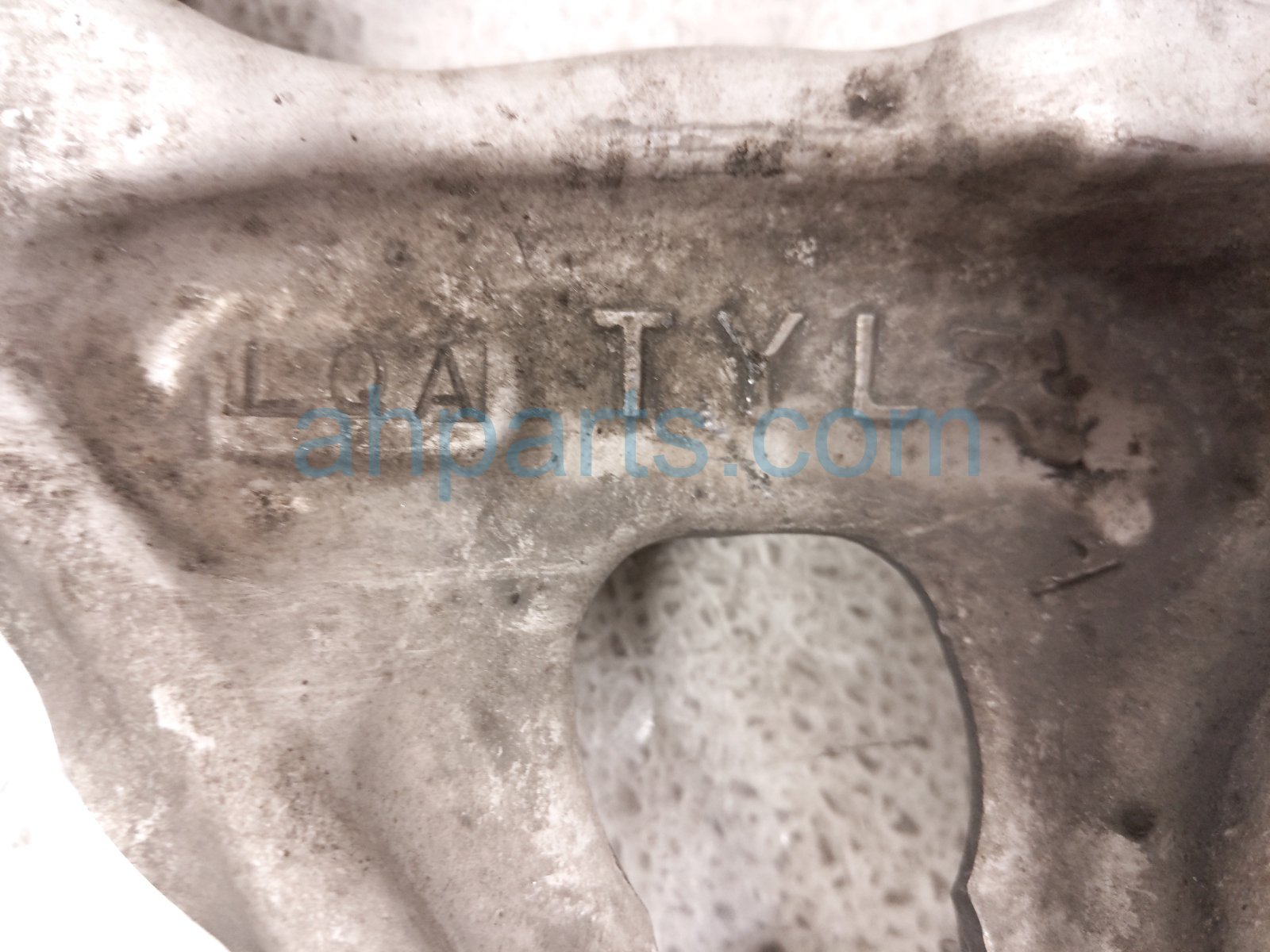 2023 Acura MDX Rear Driver Upper Control Arm 52520 TYA A03 Replacement 2023 Acura MDX Rear Driver Upper Control Arm 52520 TYA A03 Replacement thumbnail
