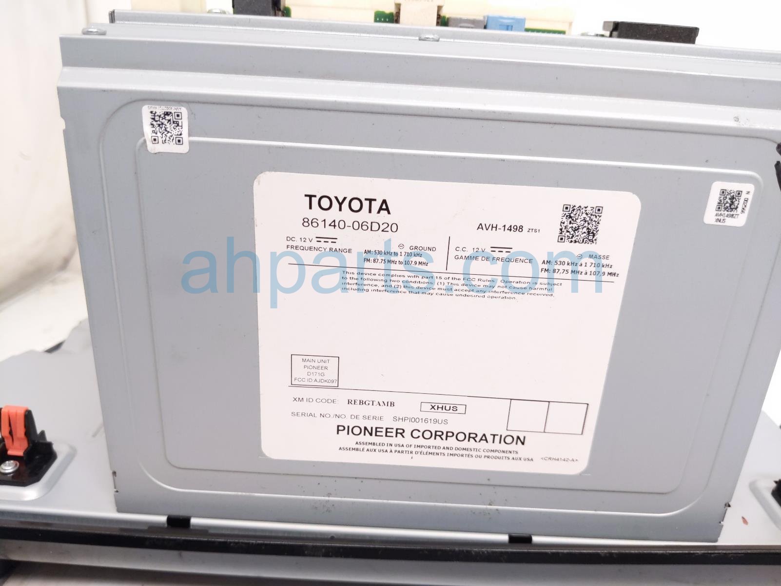 2020 Toyota Camry Radio Receiver & Display Screen 86140 06D20 Replacement 2020 Toyota Camry Radio Receiver & Display Screen 86140 06D20 Replacement thumbnail