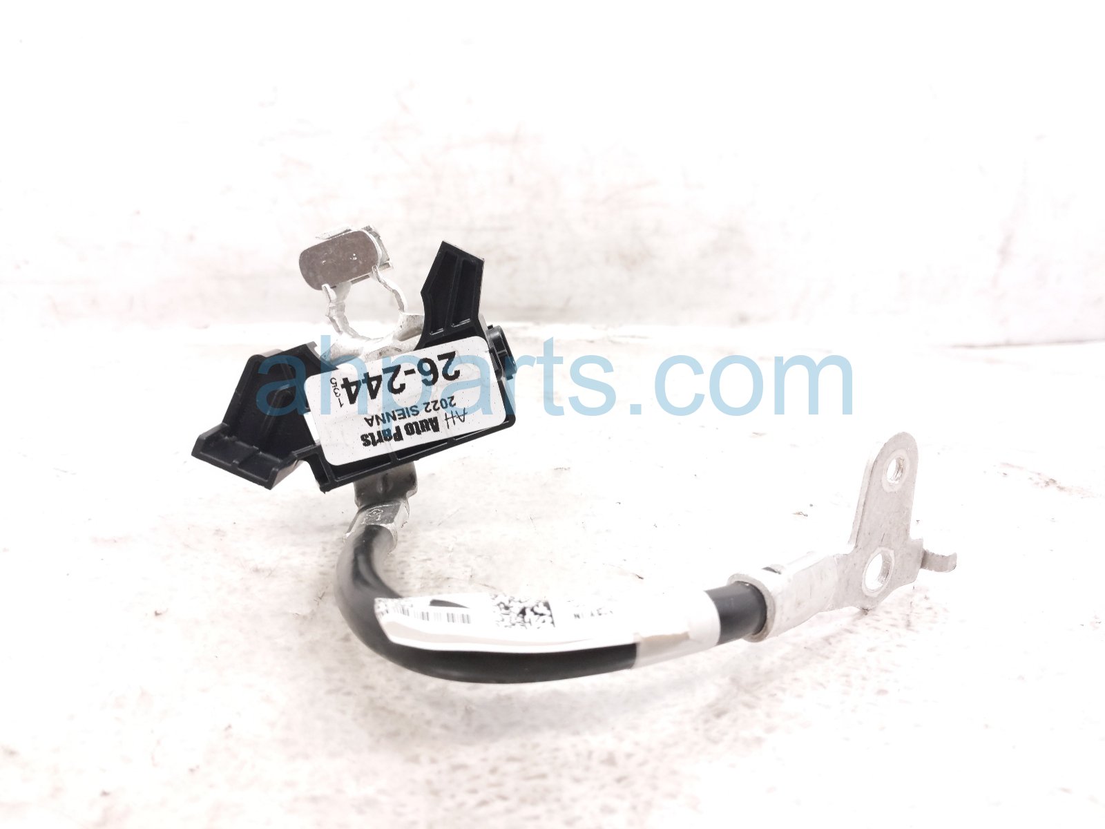 2022 Toyota Sienna Negative Battery Cable W/sensor 82163 08080 Replacement 2022 Toyota Sienna Negative Battery Cable W/sensor 82163 08080 Replacement thumbnail