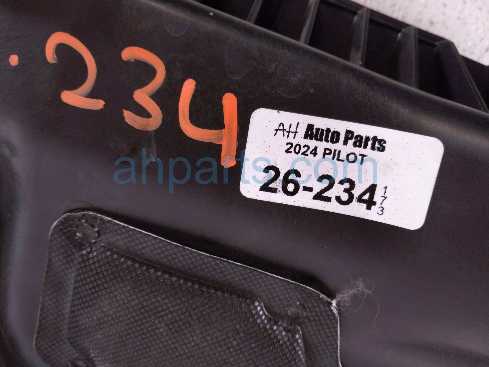 2024 Honda Pilot Air Cleaner Intake Box W/maf 3.5l 17201 6FB A01 Replacement 2024 Honda Pilot Air Cleaner Intake Box W/maf 3.5l 17201 6FB A01 Replacement thumbnail