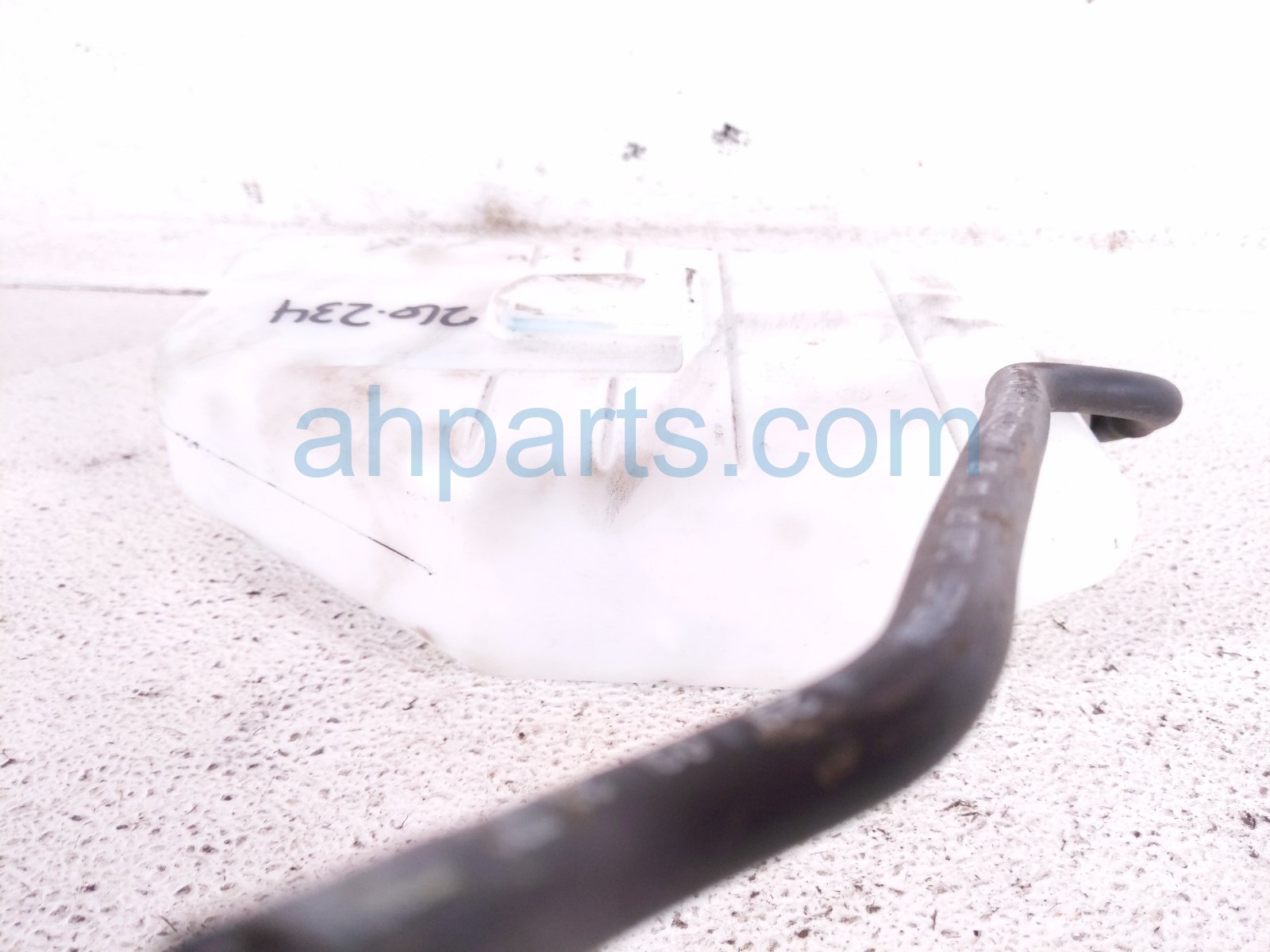 2024 Honda Pilot Coolant Overflow Reservoir Tank 19101 61A A00 Replacement 2024 Honda Pilot Coolant Overflow Reservoir Tank 19101 61A A00 Replacement thumbnail