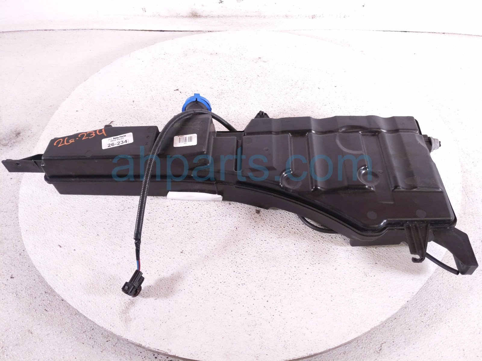 2024 Honda Pilot Windshield Washer Reservoir Tank 76841 T90 A11 Replacement 2024 Honda Pilot Windshield Washer Reservoir Tank 76841 T90 A11 Replacement thumbnail